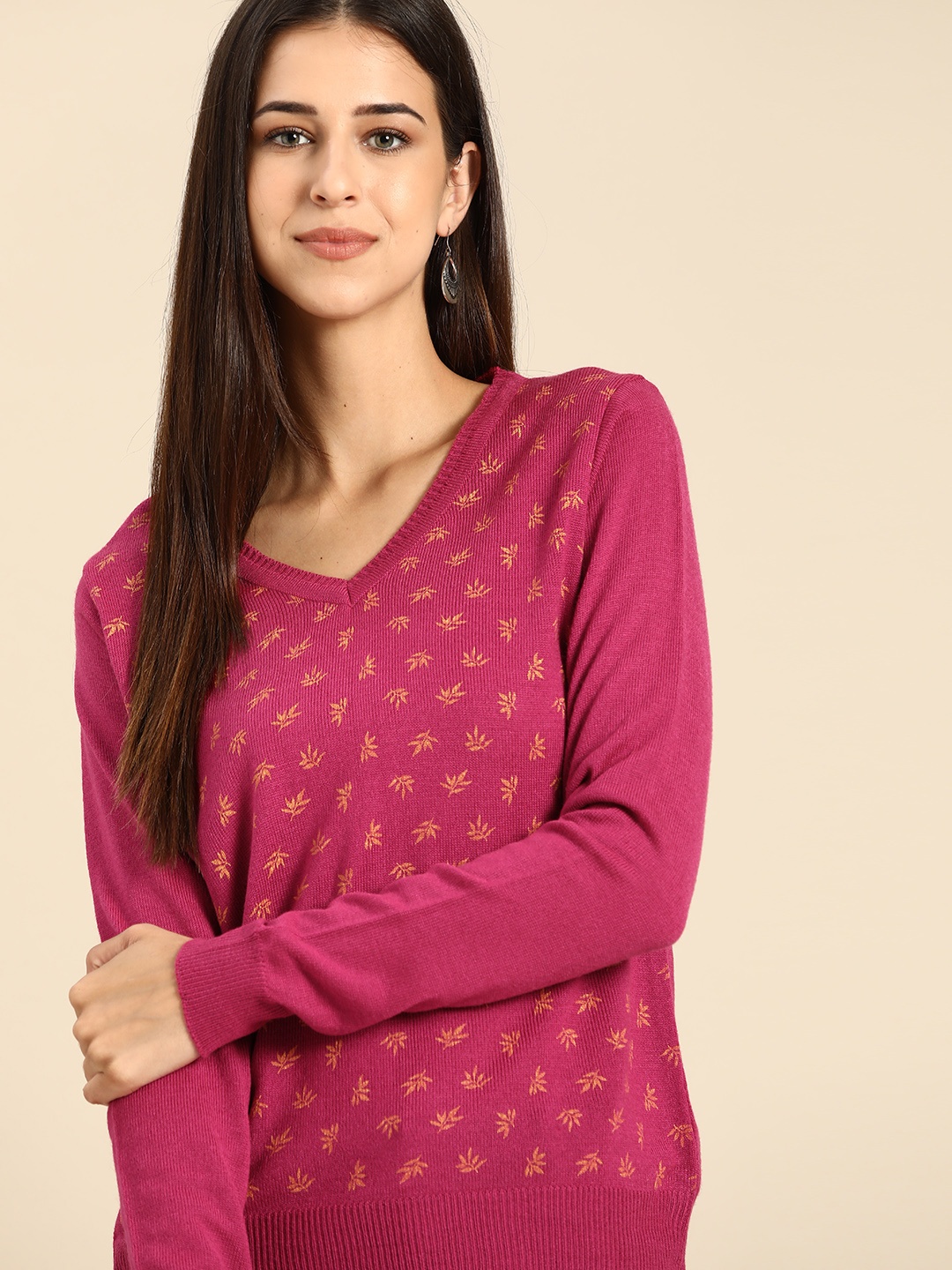 

Anouk Women Pink & Golden Floral Print Winter Pullover