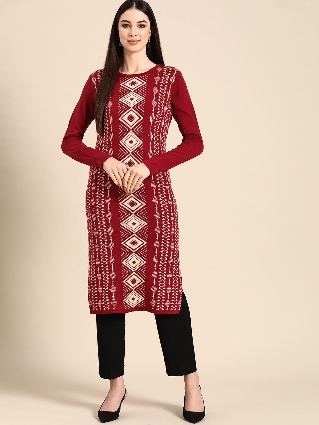 

Anouk Women Maroon & Cream-Coloured Geometric Printed Winter Kurta