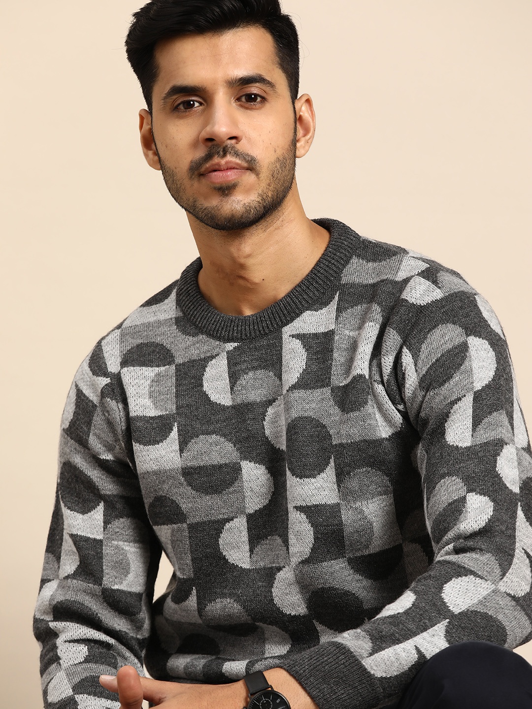 

Anouk Men Grey Acrylic Geometric Self-Design Pullover Sweater