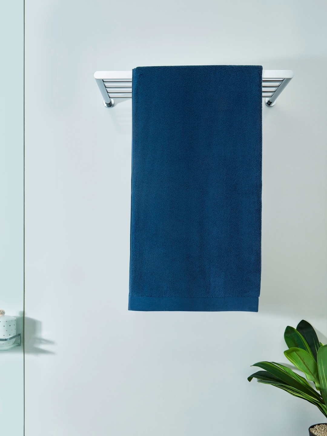 

DDecor Unisex Blue Solid 600 GSM Cotton Bath Towel