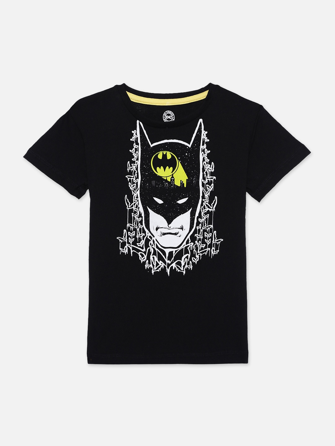 

Kids Ville Boys Black Batman Printed T-shirt