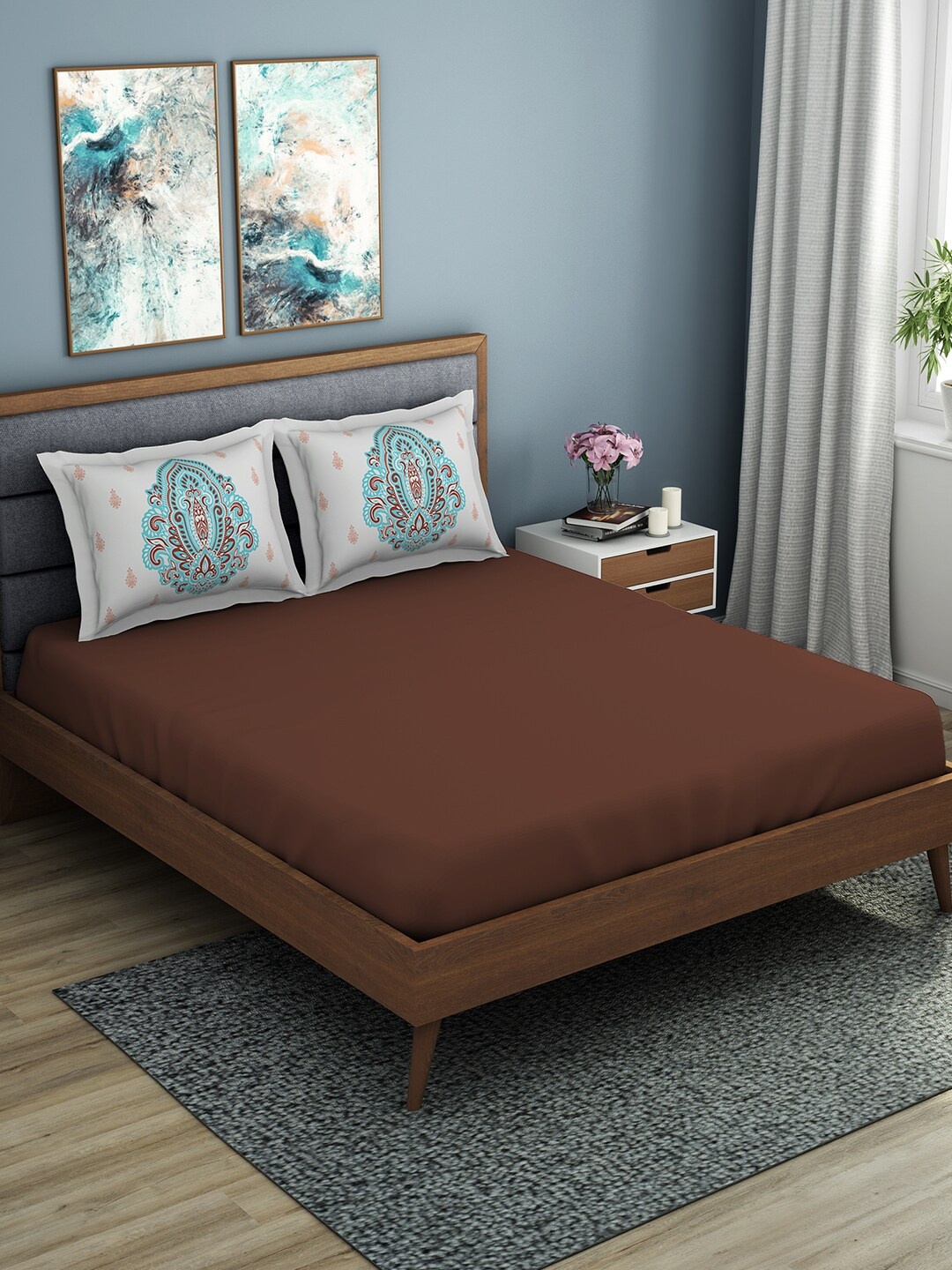 

SPACES Brown & White Ethnic Motifs 144 TC Cotton 1 Queen Bedsheet with 2 Pillow Covers