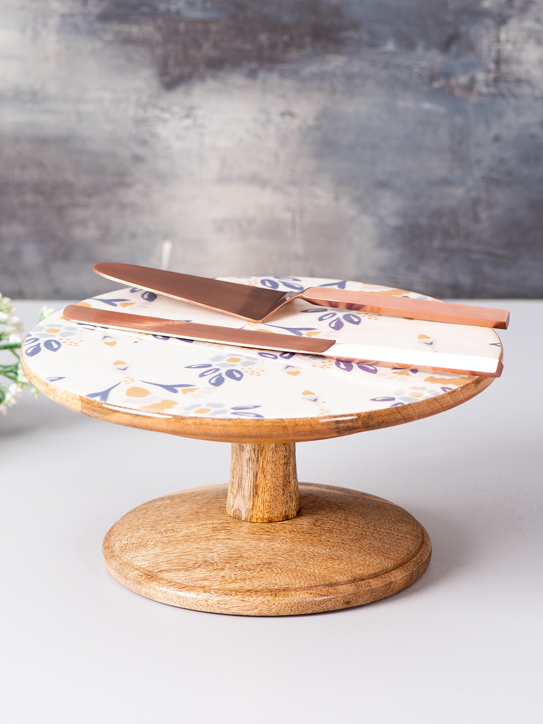 

nestroots Set of Beige & Blue Printed Cake Stand, Cake Servers & Knife
