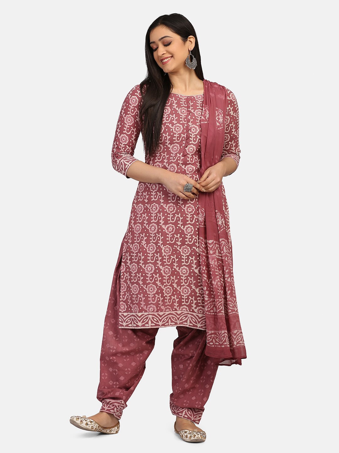

Shaily Pink & White Pure Cotton Unstitched Dress Material