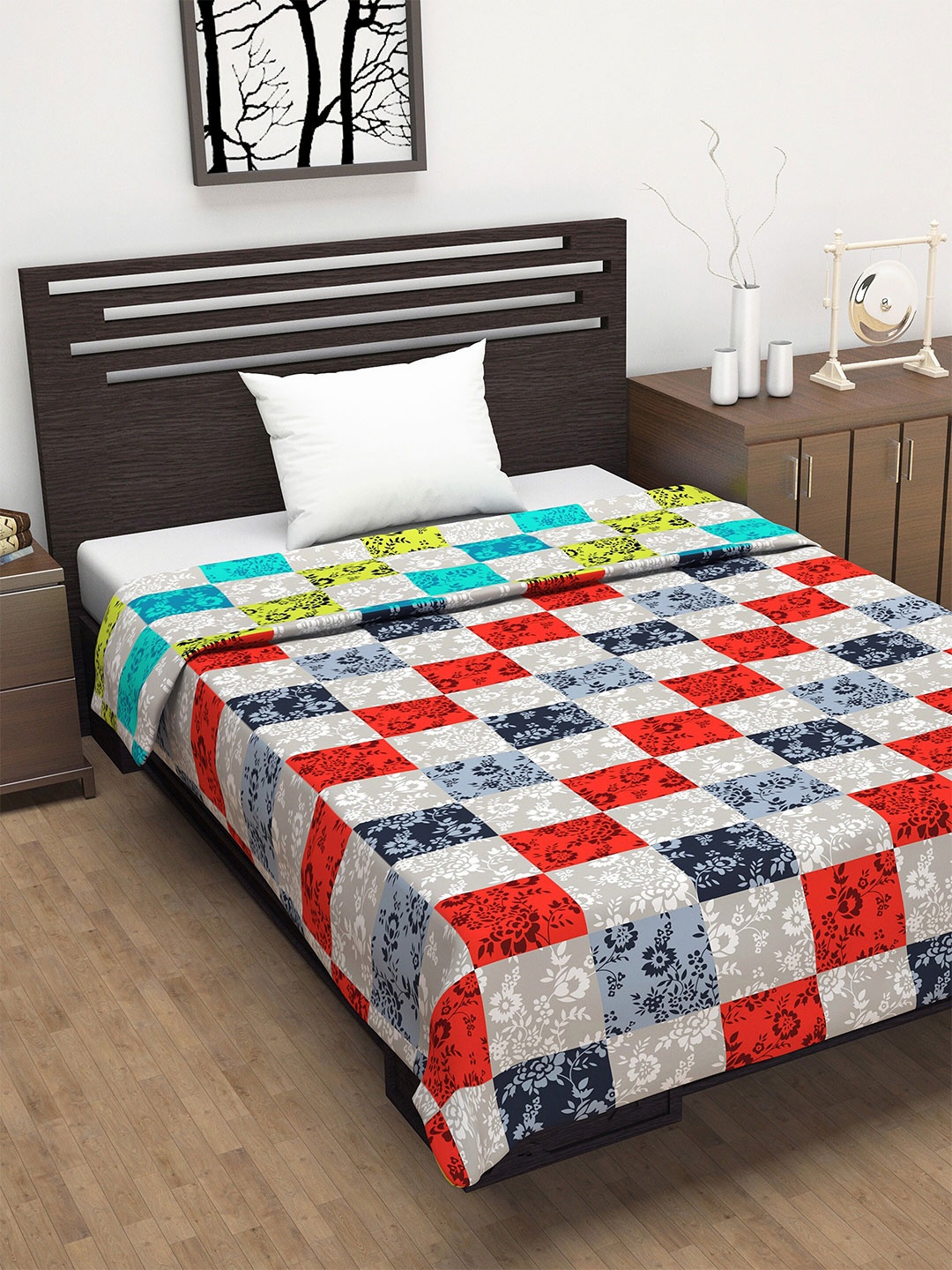 

Divine Casa Navy Blue & Yellow Floral AC Room 110 GSM Single Bed Dohar