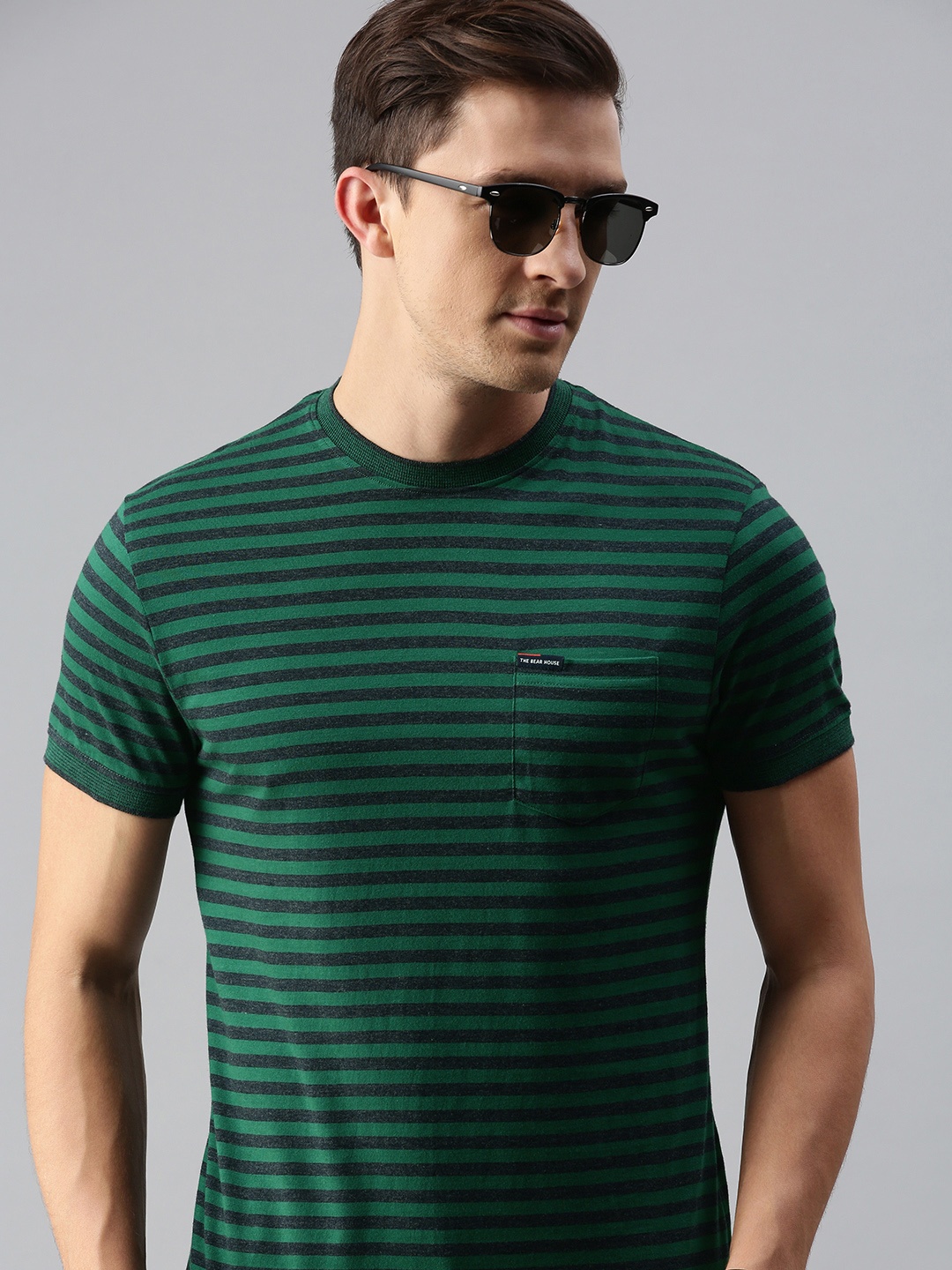 

THE BEAR HOUSE Men Green & Charcoal Grey Striped Slim Fit T-shirt