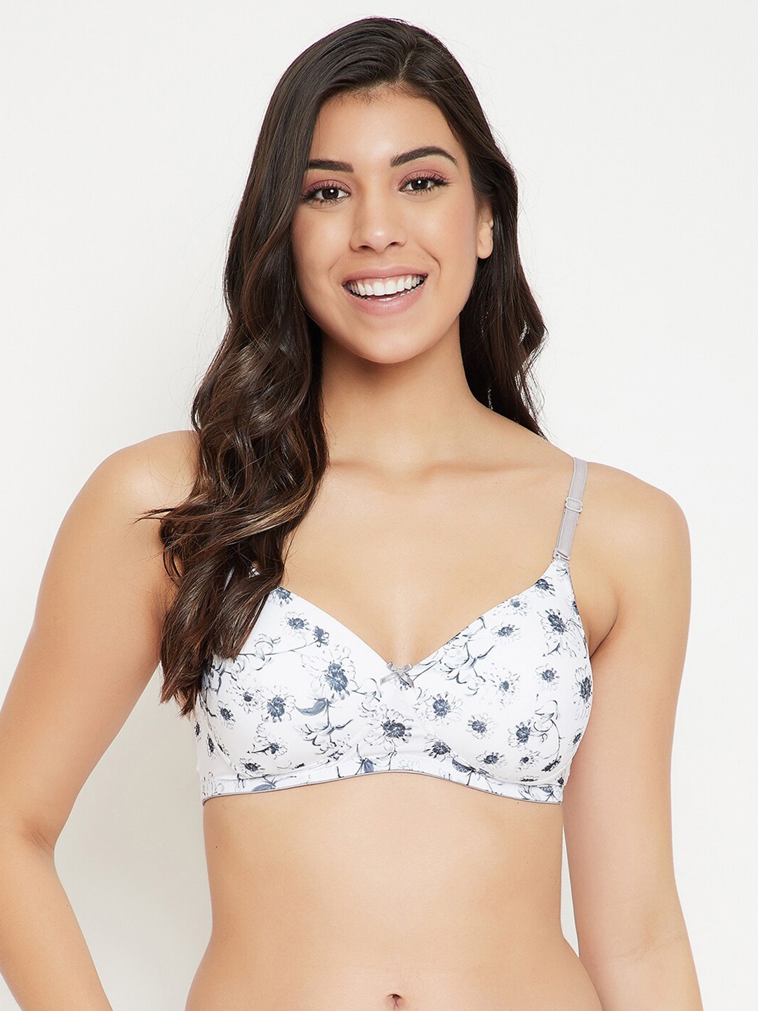 

Clovia White & Grey Printed Non-Wired Lightly Padded T-shirt Bra BR1277K1836E