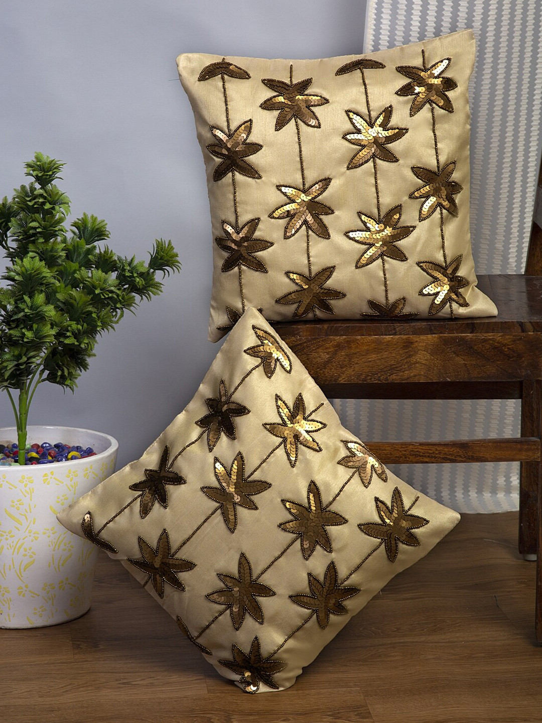 

Alina decor Beige & Gold-Toned Set of 2 Embellished Square Cushion Covers