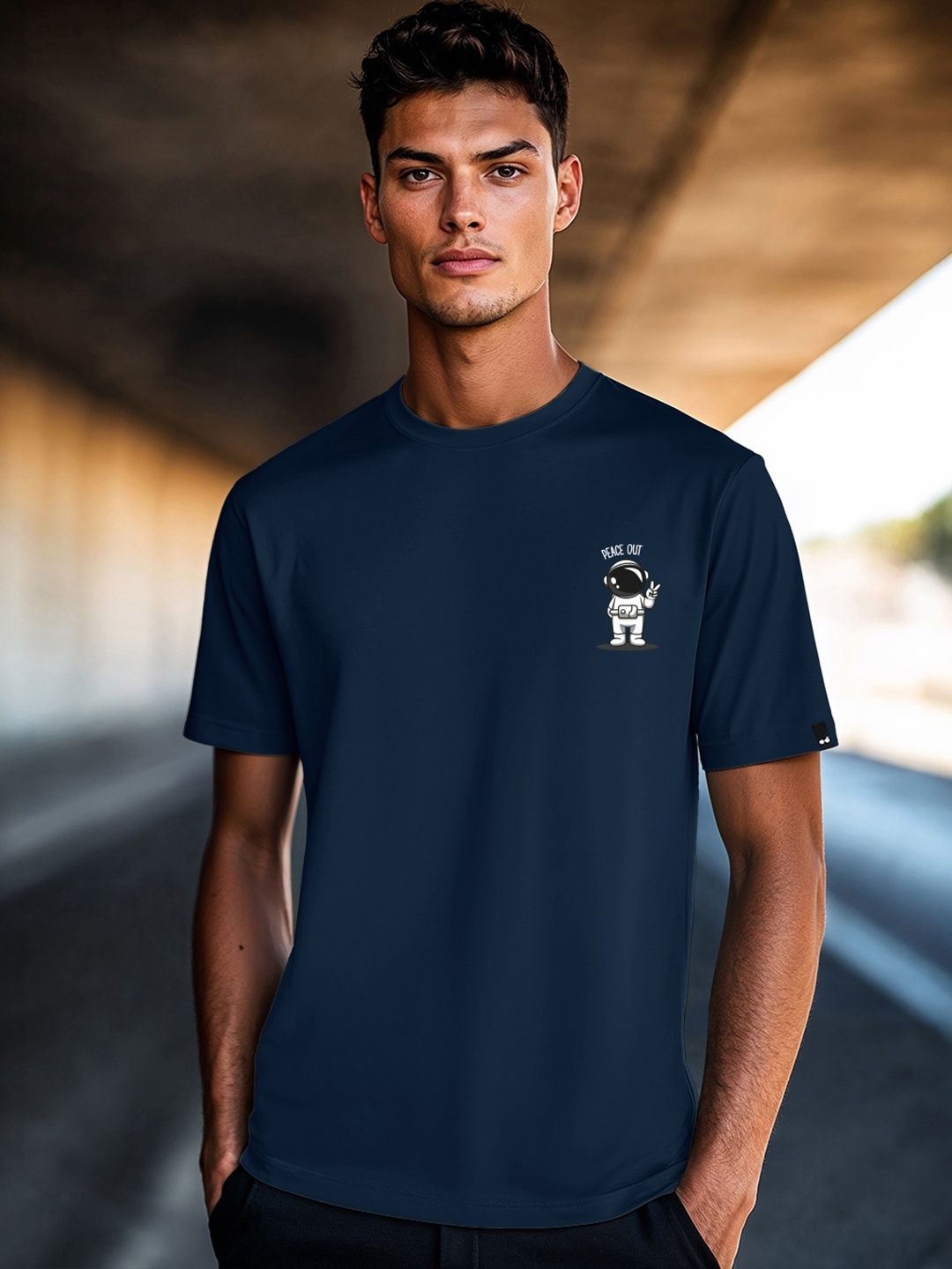 

Bewakoof Men Navy Blue Grey Printed Round Neck Cotton Pure Cotton T-shirt