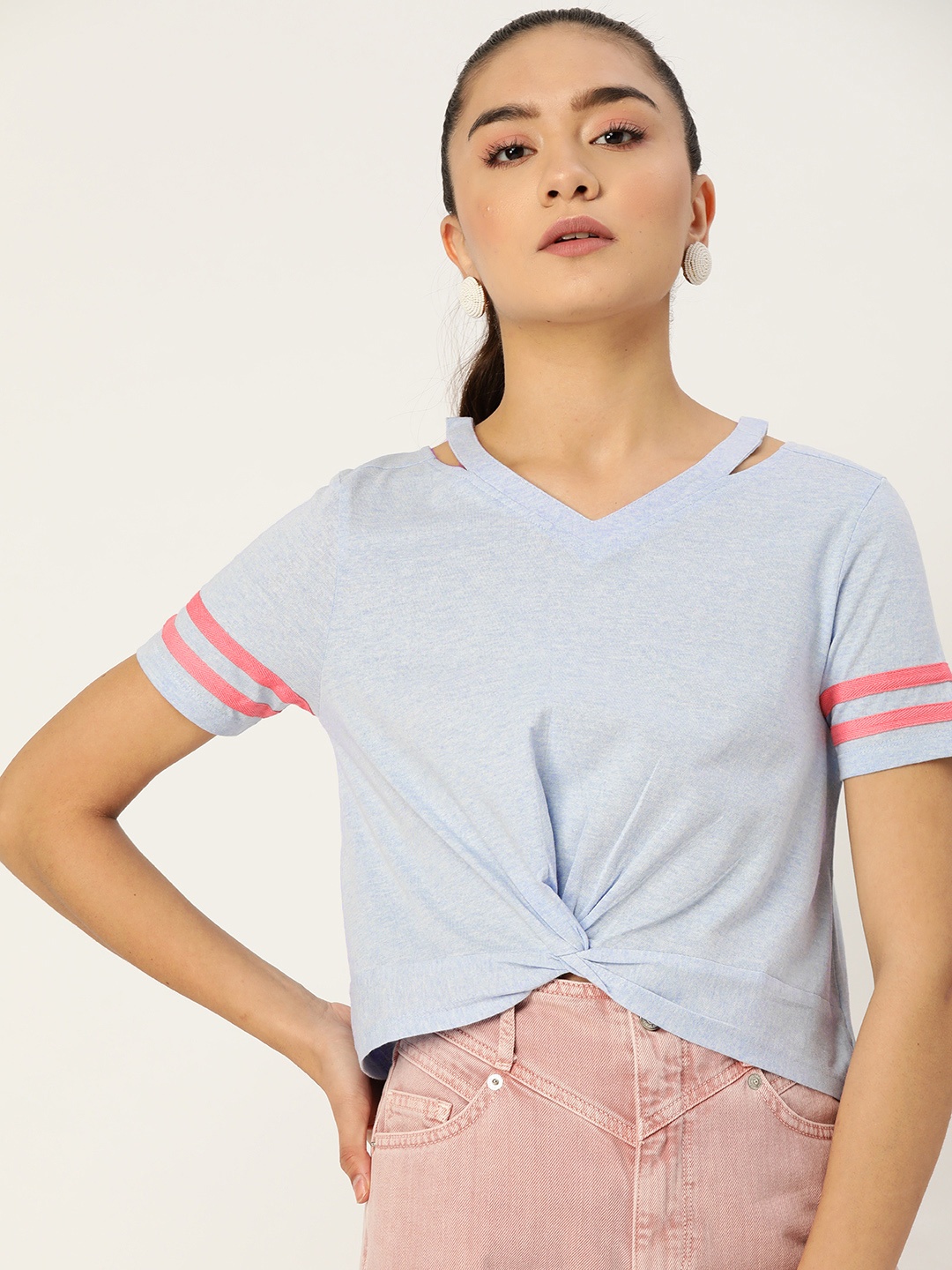 

DressBerry Blue Solid Twisted Regular Top