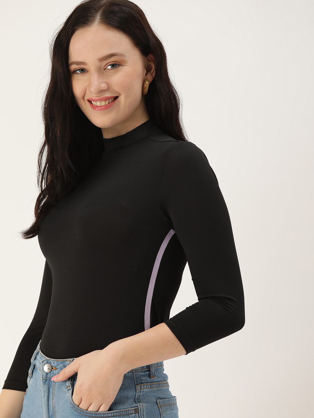 

DressBerry Black Solid Side Taping Detail Fitted Top