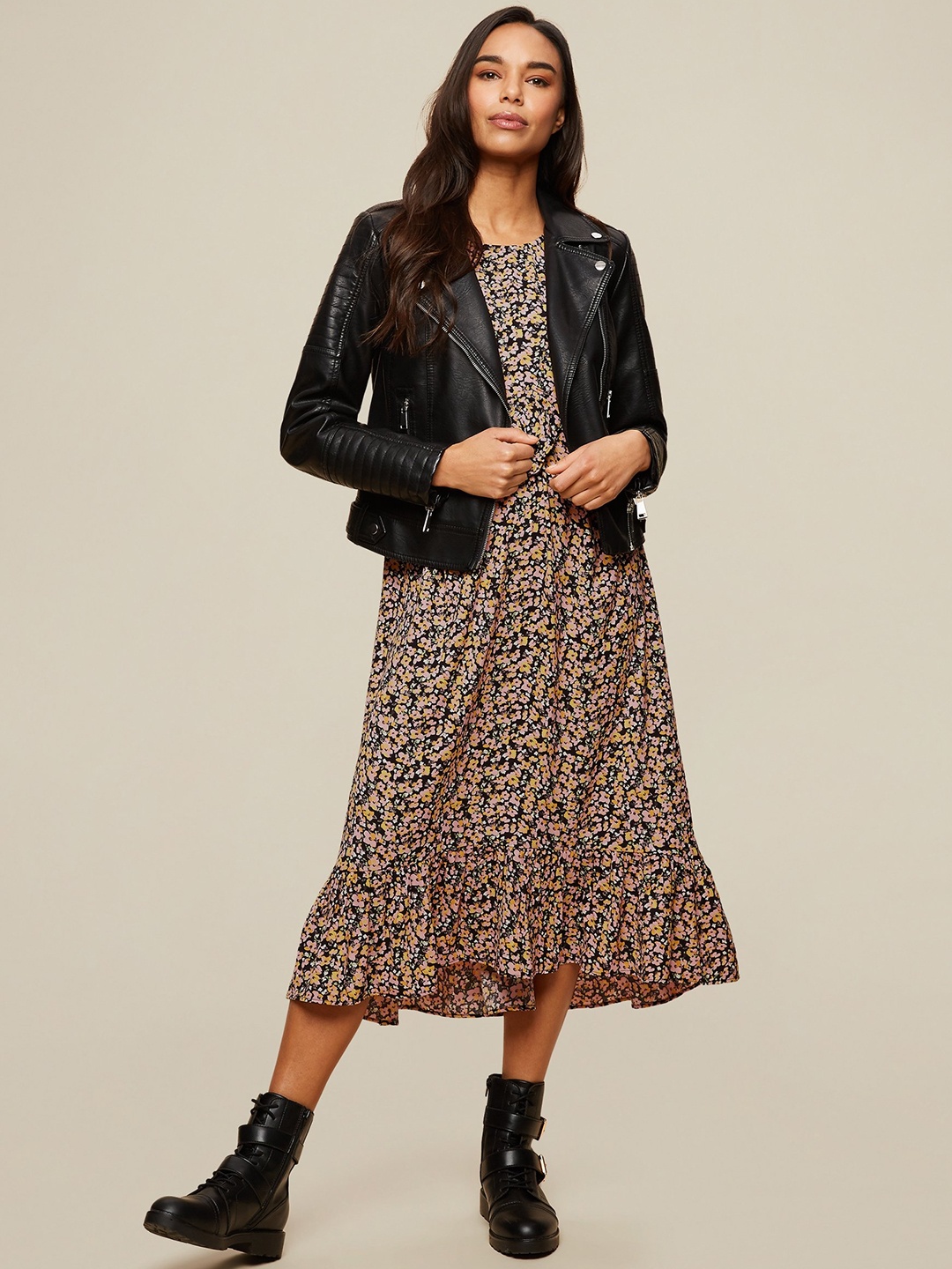 

DOROTHY PERKINS Women Black & Pink Floral Print Midi A-Line Dress