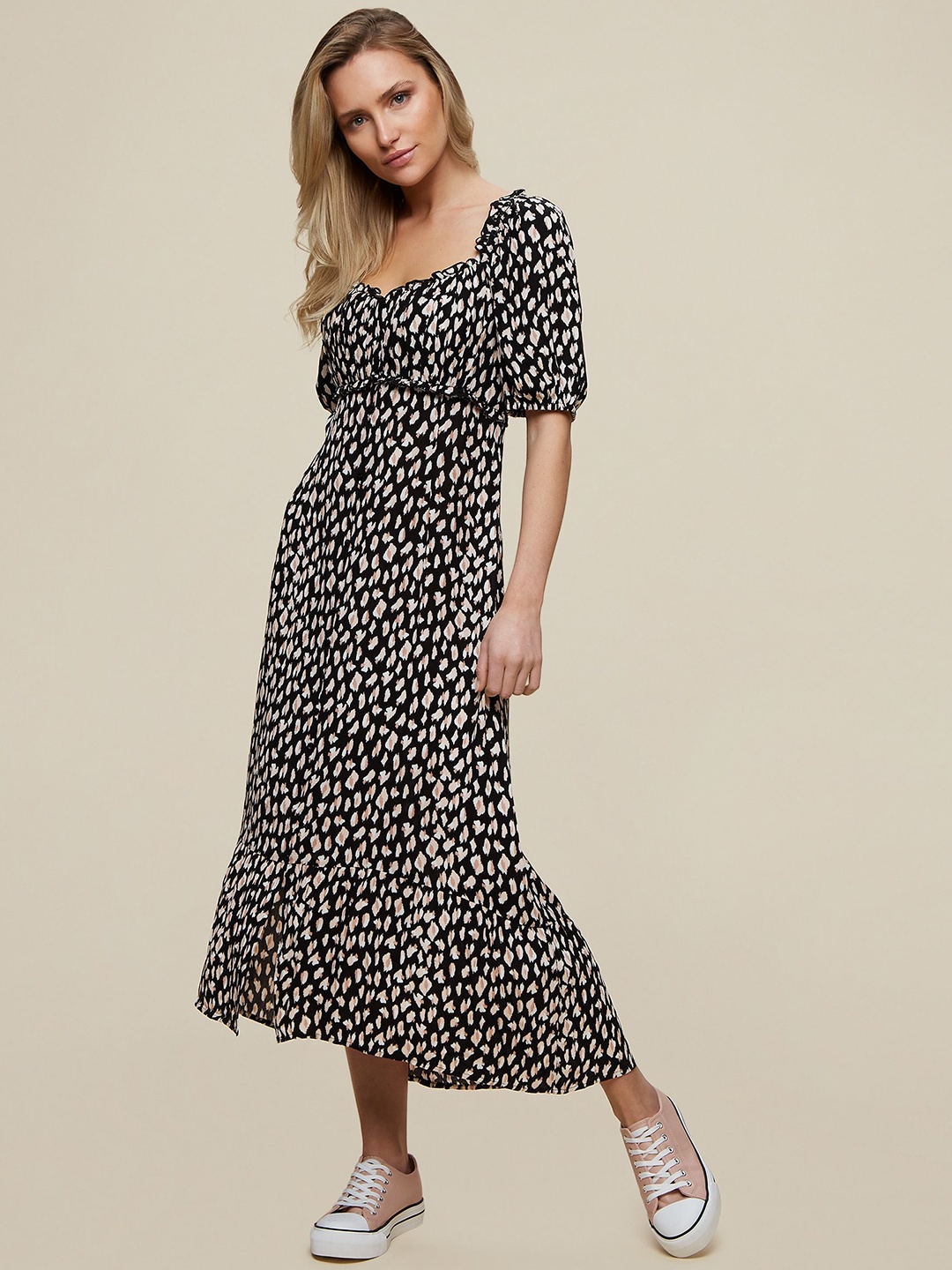 

DOROTHY PERKINS Women Black & White Printed Maxi Dress
