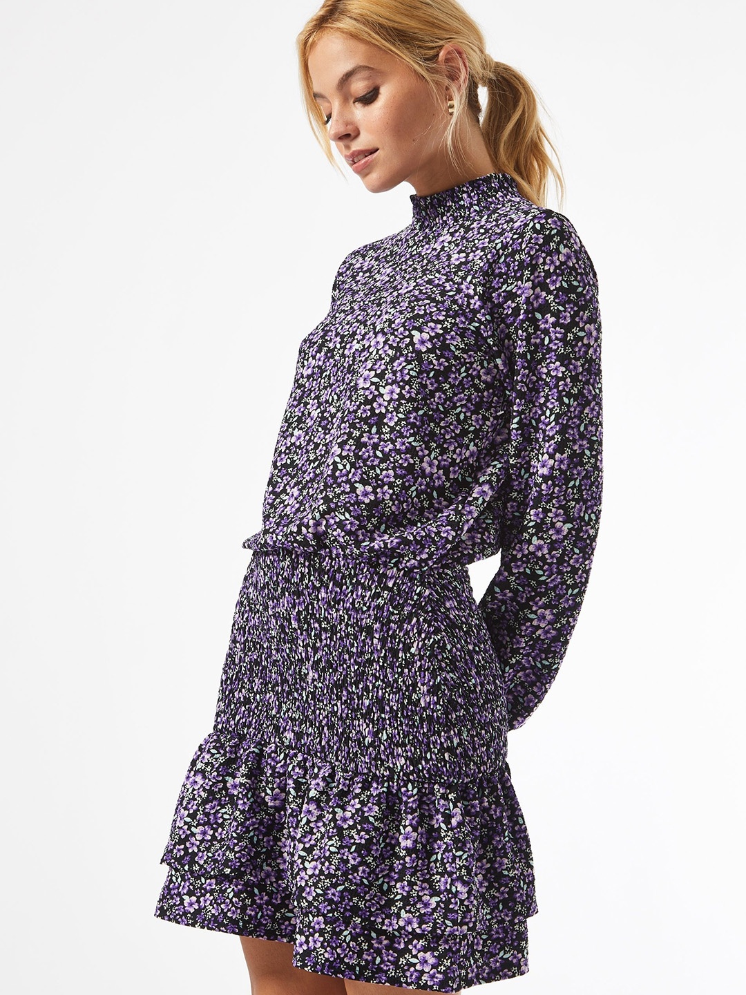 

DOROTHY PERKINS Women Black & Purple Floral Print Smocked Drop-Waist Dress