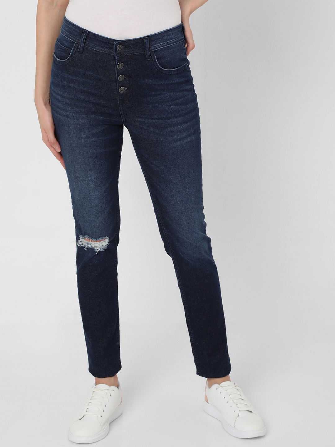 

Vero Moda Women Blue Straight Fit Light Fade Jeans