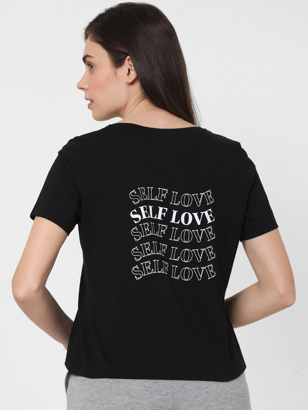 

Vero Moda Women Black & White Printed T-shirt