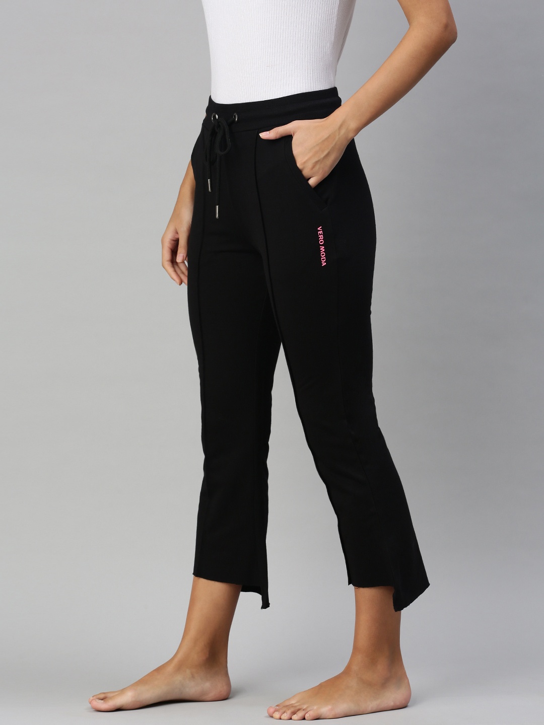 

Vero Moda Women Black Solid Lounge Pants