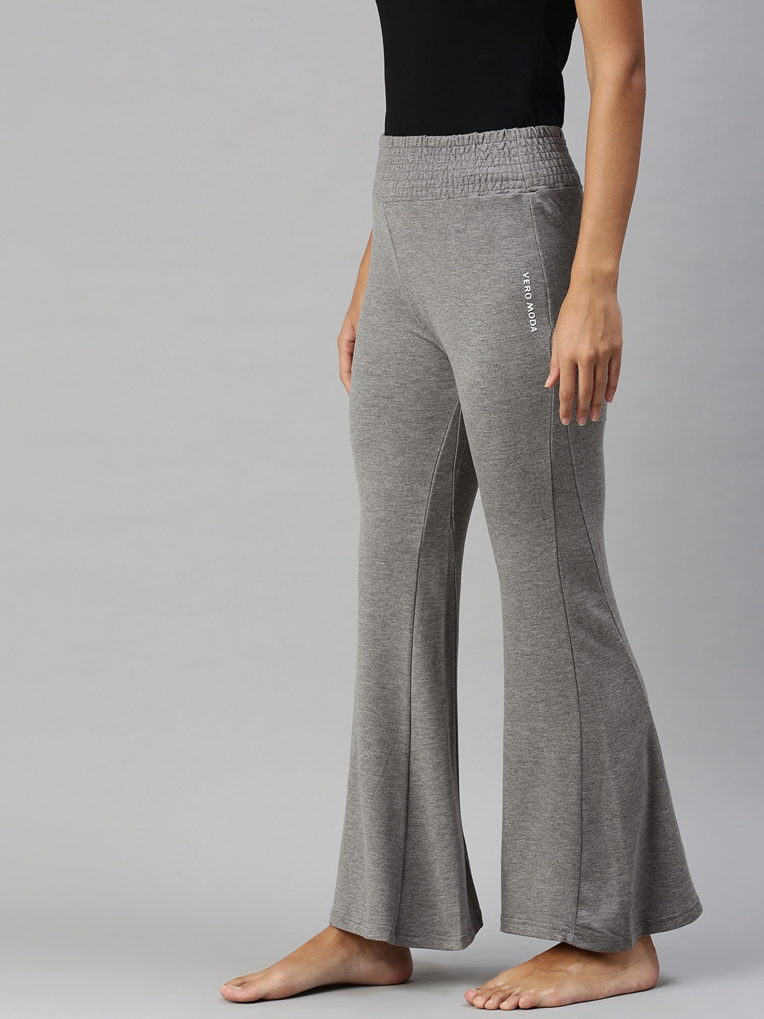 

Vera Moda Women Grey Melange Solid Lounge Pants
