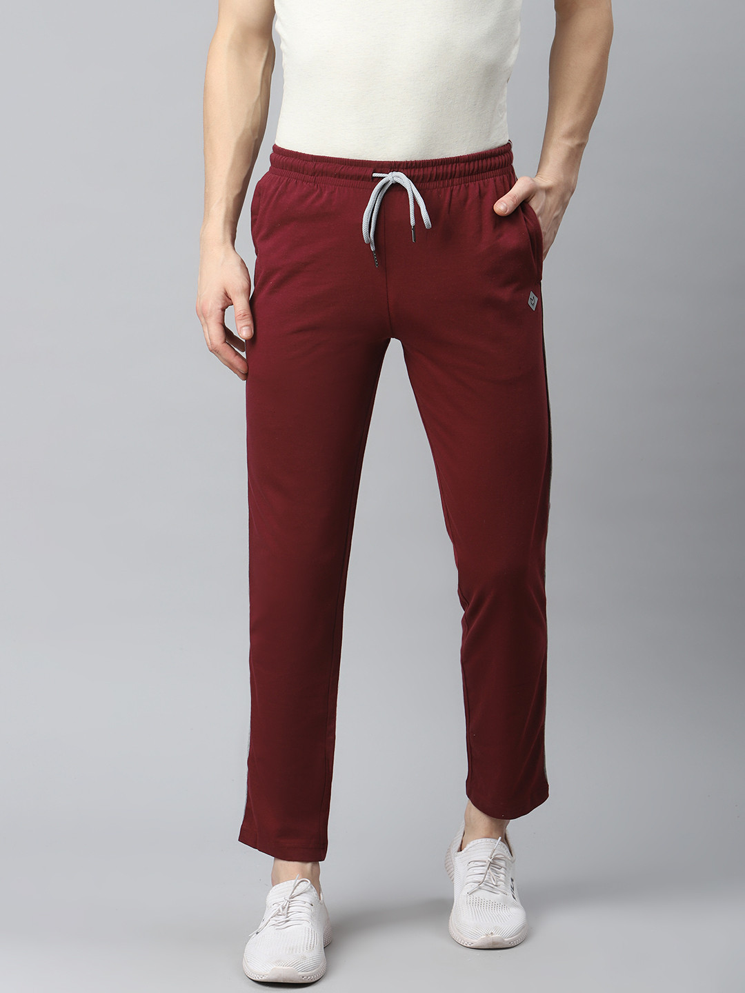 

Almo Wear Men Maroon Slim Fit Solid Pure Cotton Track Pants