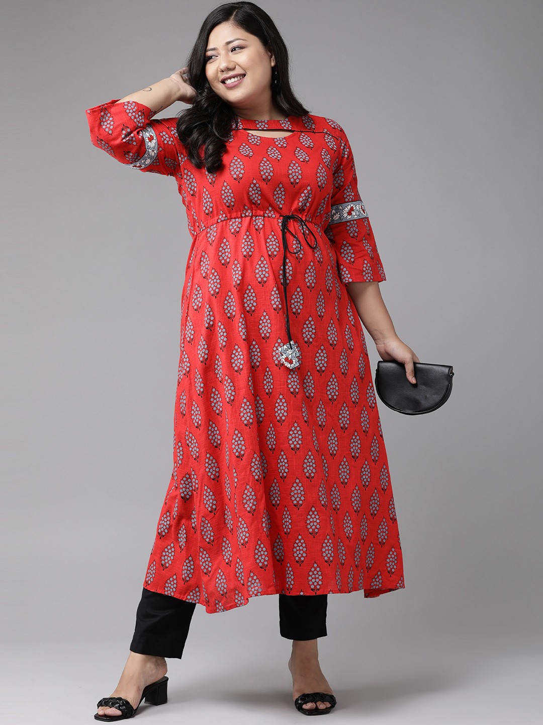 

YASH GALLERY Women Plus Size Red & Blue Ethnic Motifs Printed Bell Sleeves Kurta