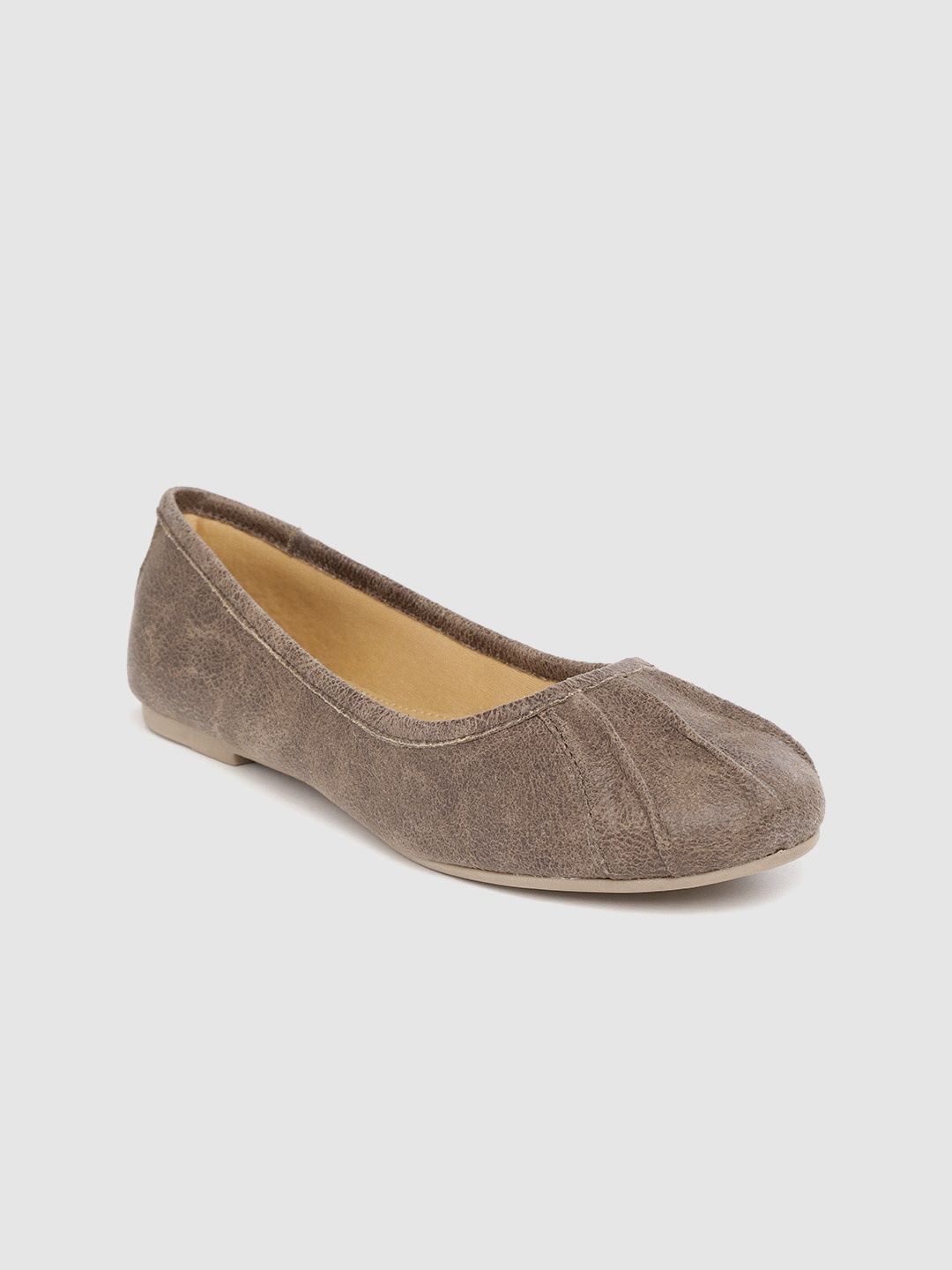 

Carlton London Women Brown Textured Ballerinas