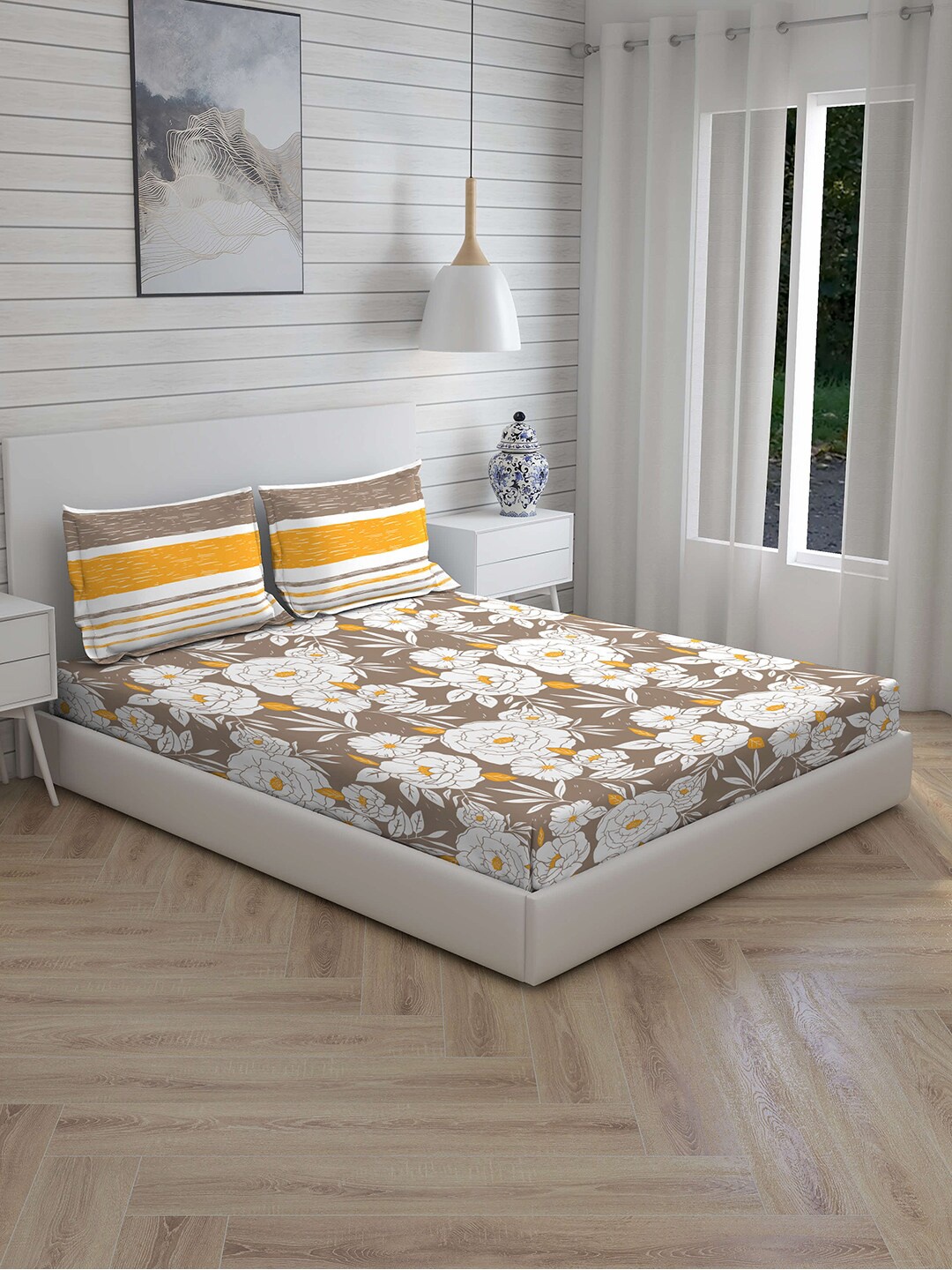 

Boutique Living India Grey & White Floral 144 TC Cotton 1 King Bedsheet with 2 Pillow Covers