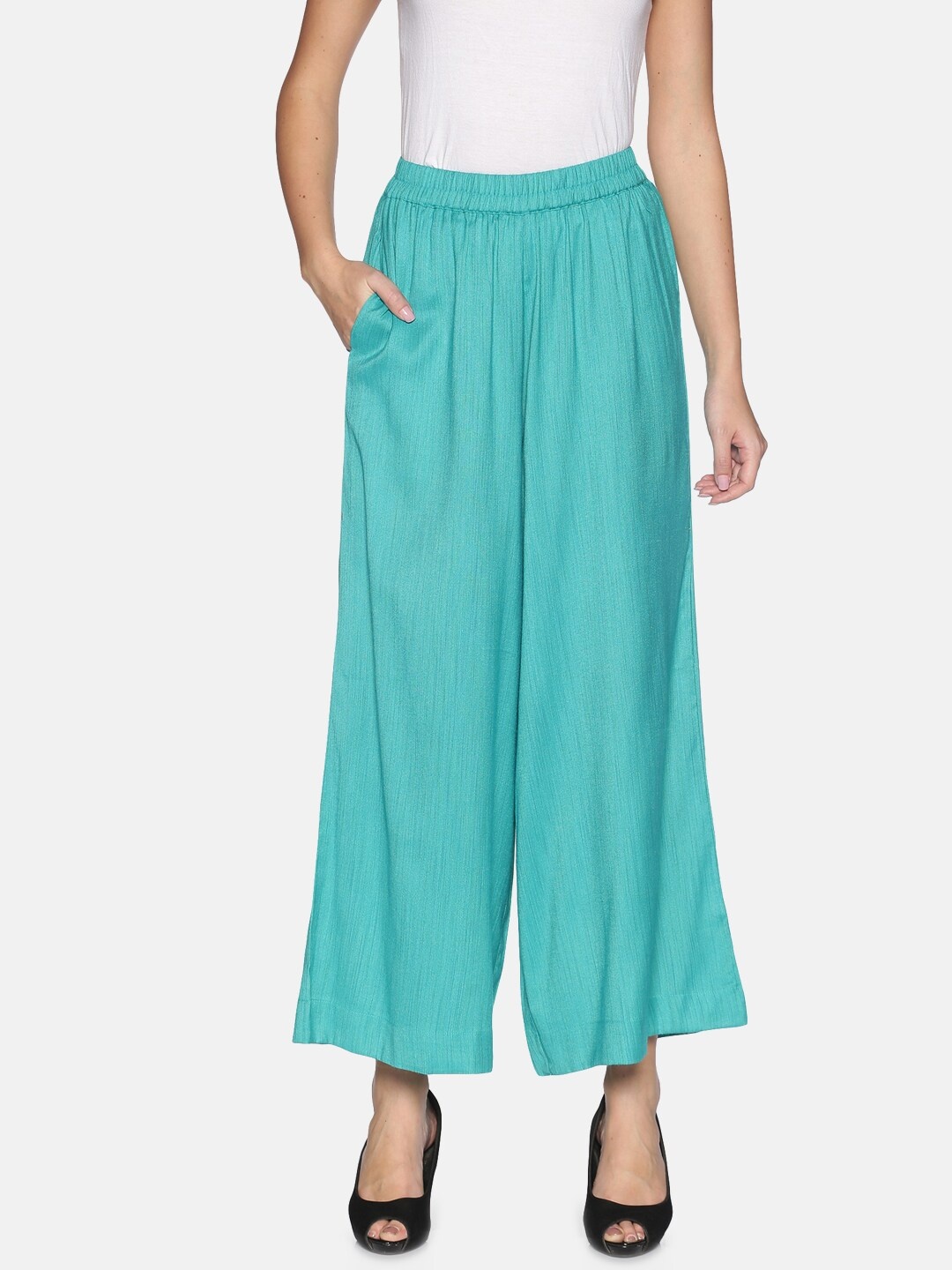 

Saffron Threads Women Turquoise Blue Solid Straight Palazzos