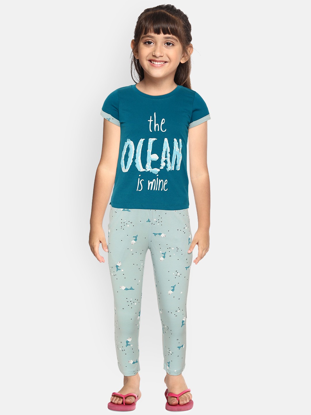 

Sweet Dreams Girls Green & White Typography Print Sequinned Night Suit