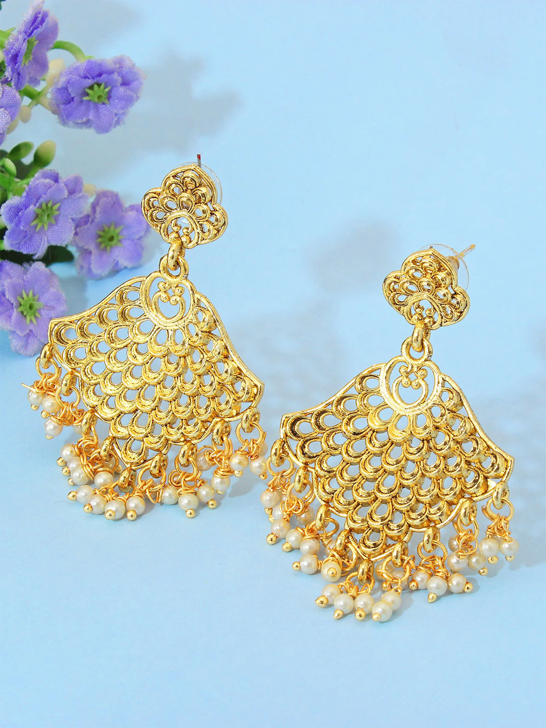 

aadita Gold-Plated Contemporary Drop Earrings