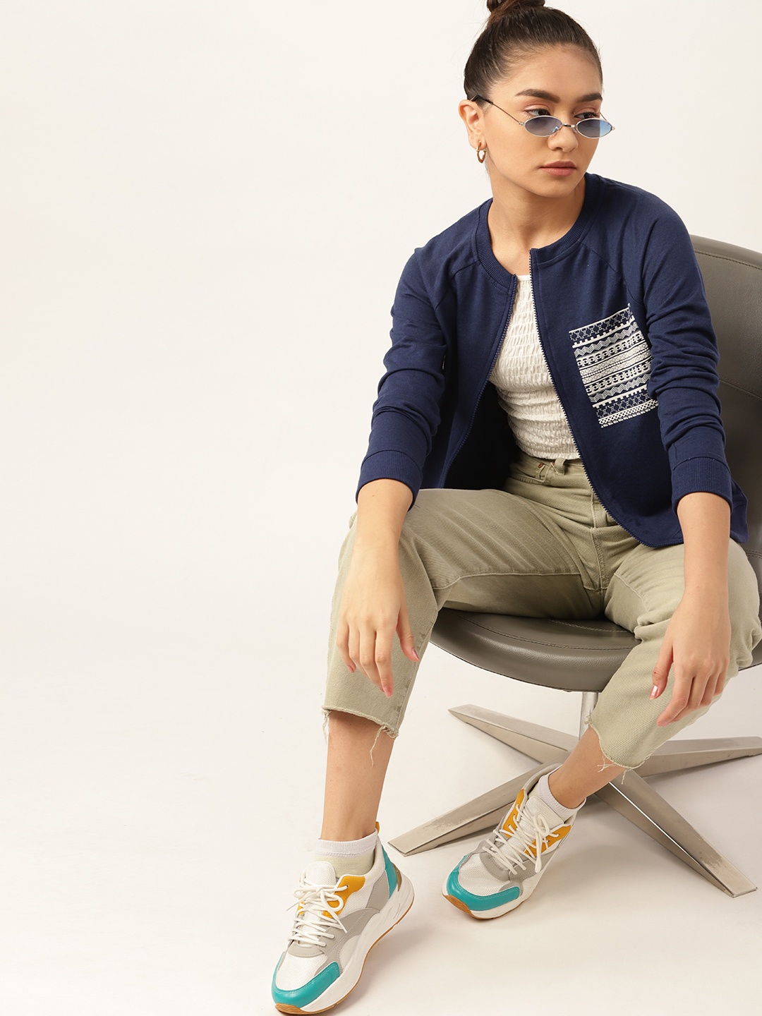 

DressBerry Women Navy Blue Solid Sweatshirt With Printed Detail