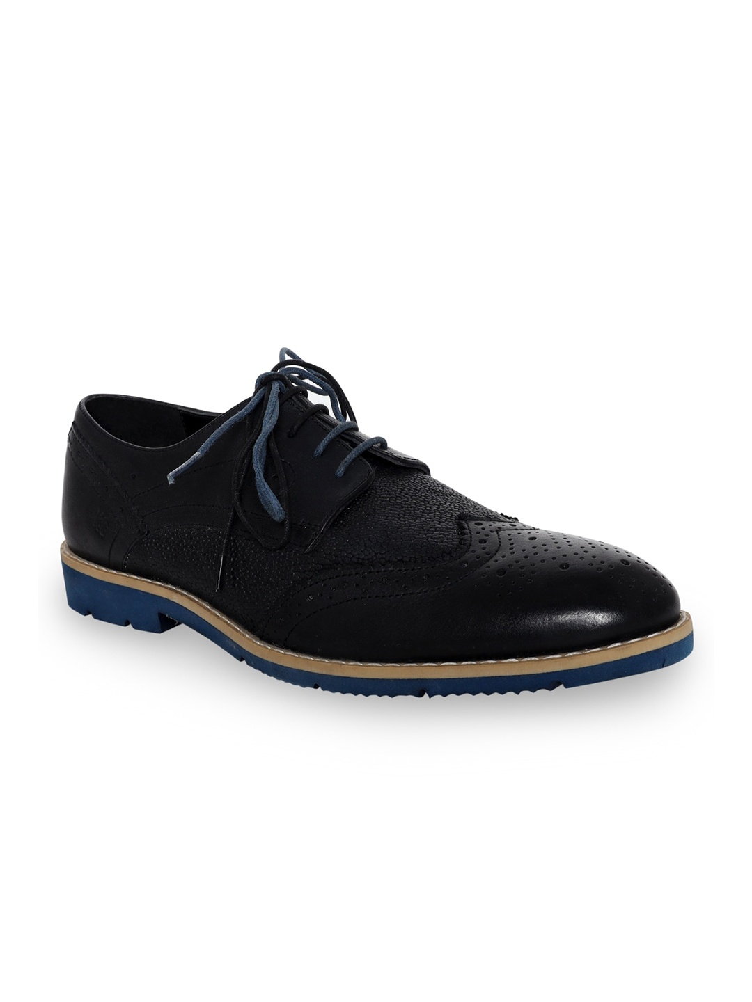 

Kenneth Cole Men Black Textured Leather Formal Brogues