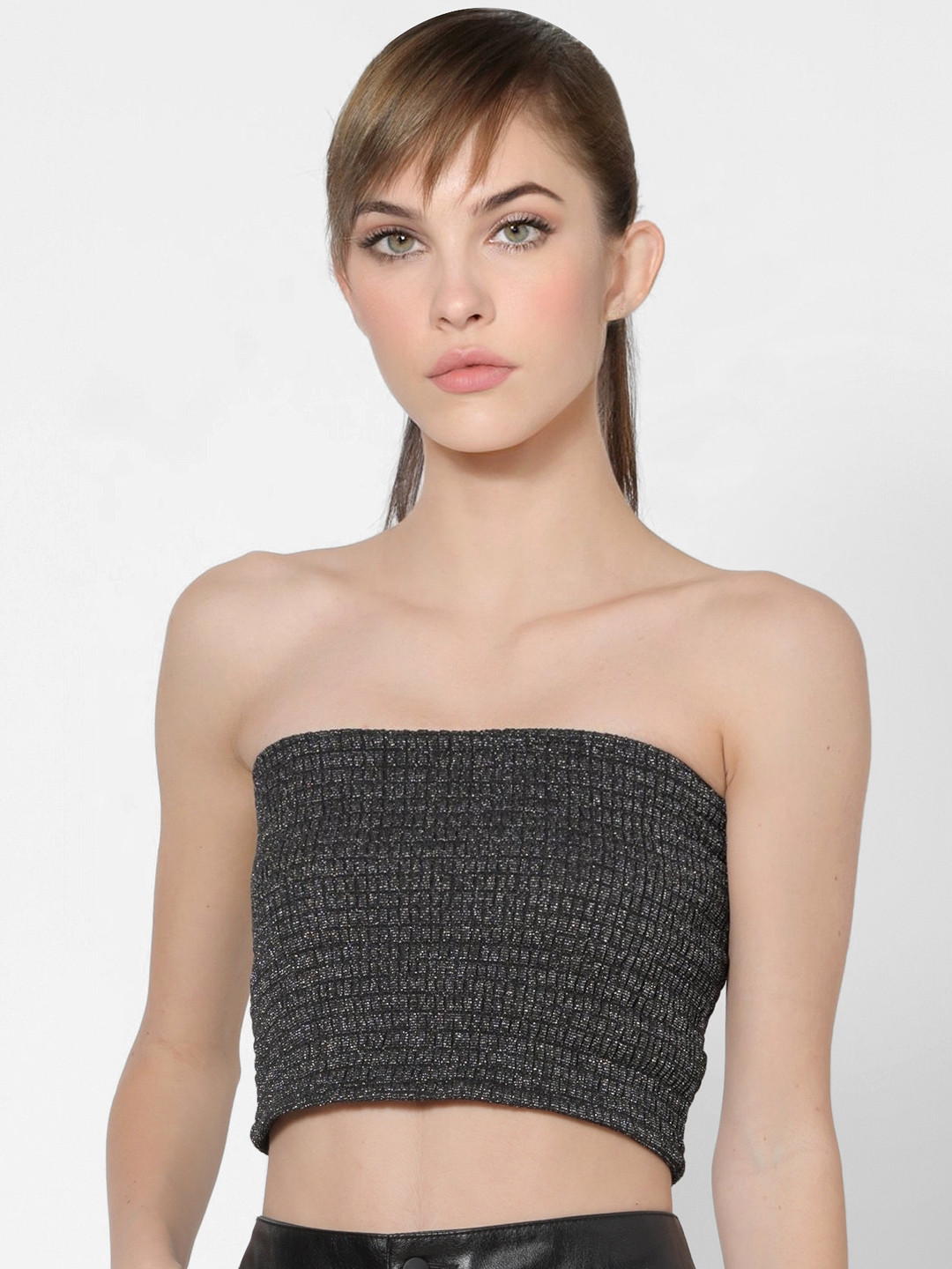 

ONLY Black & Silver-Toned Self Design Tube Crop Top