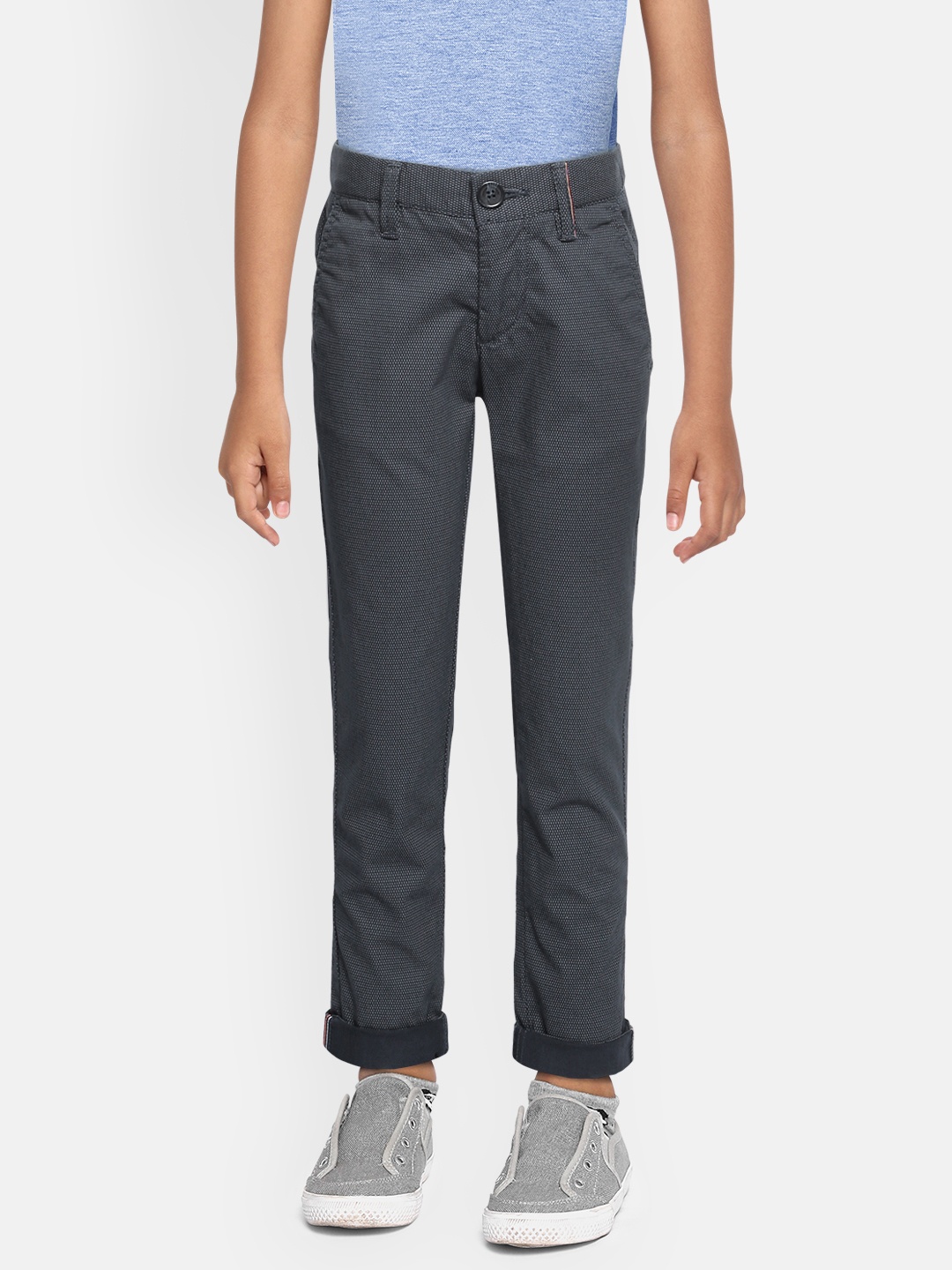 

Indian Terrain Boys Blue Textured Regular Fit Pure Cotton Trousers