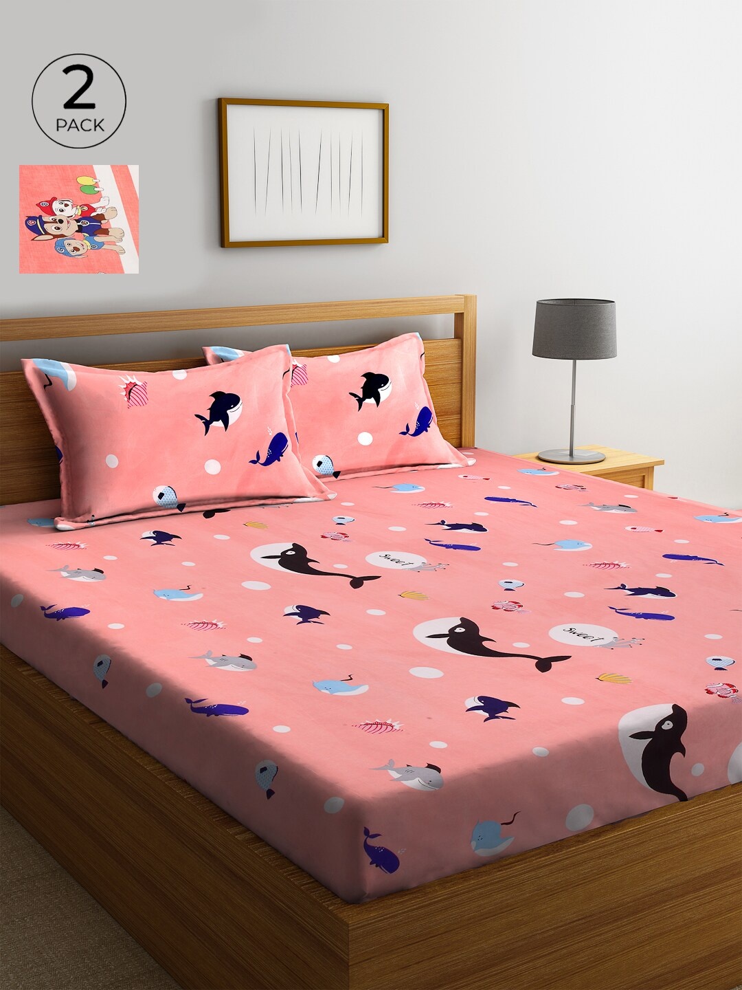 

KLOTTHE Peach-Coloured & Black Graphic 210 TC Cotton 2 King Bedsheet with 4 Pillow Covers