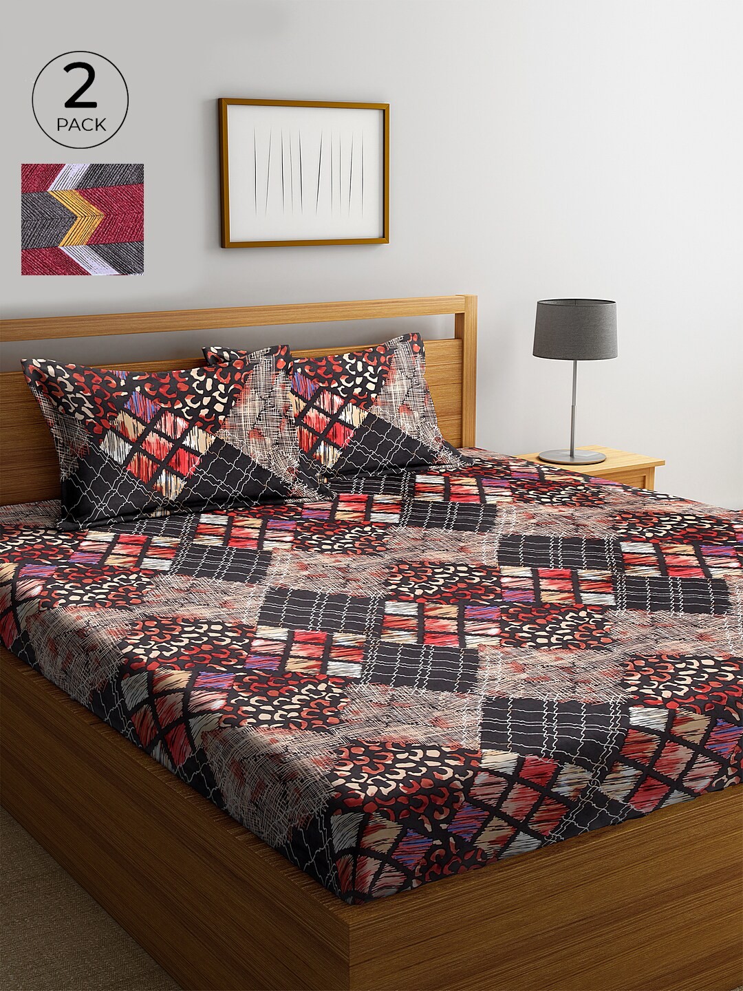 

KLOTTHE Grey & Maroon Geometric 210 TC Cotton 2 King Bedsheet with 4 Pillow Covers