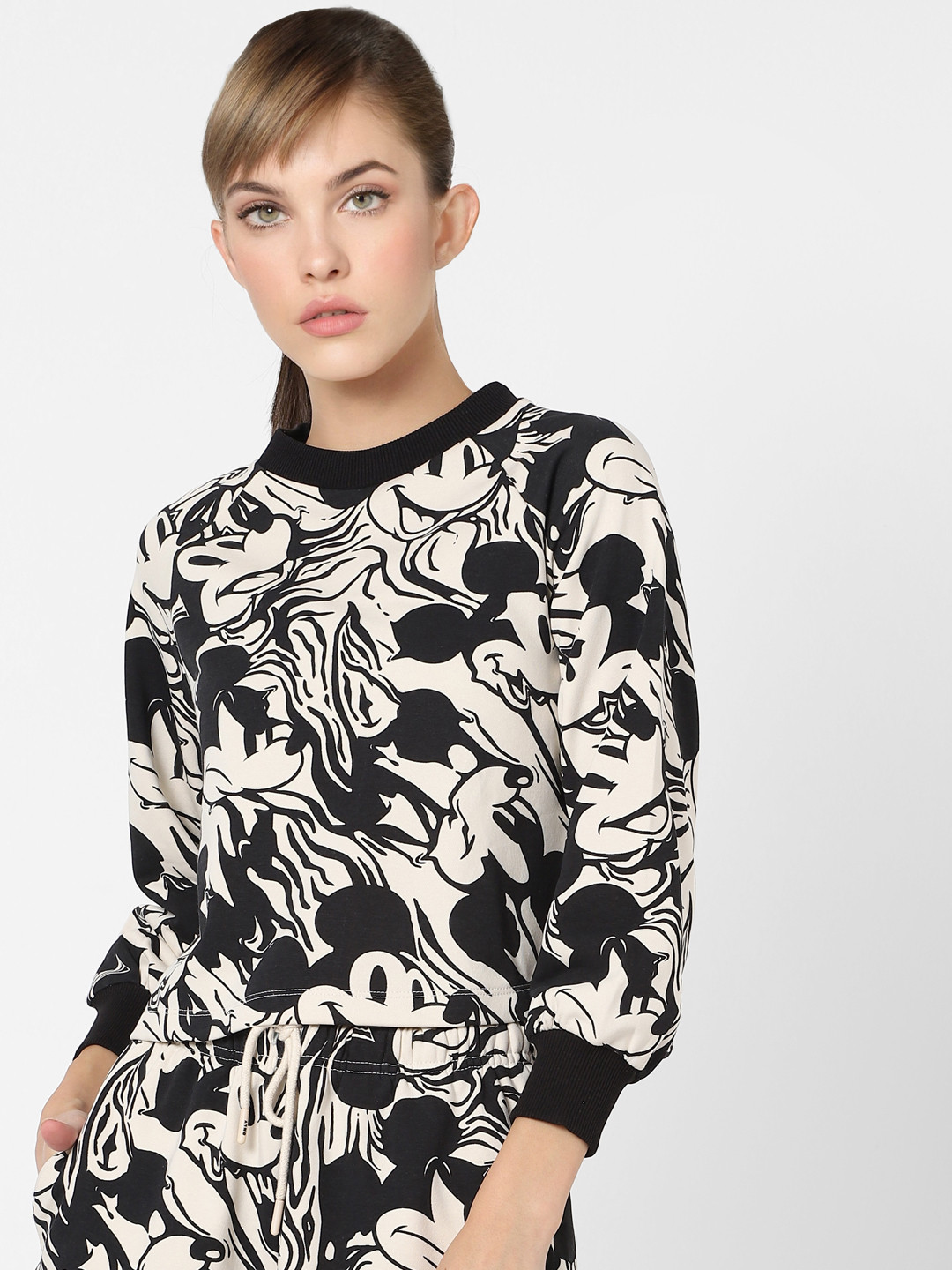 

ONLY Women Black & Off-White Mickey Mouse Printed Sweatshirt