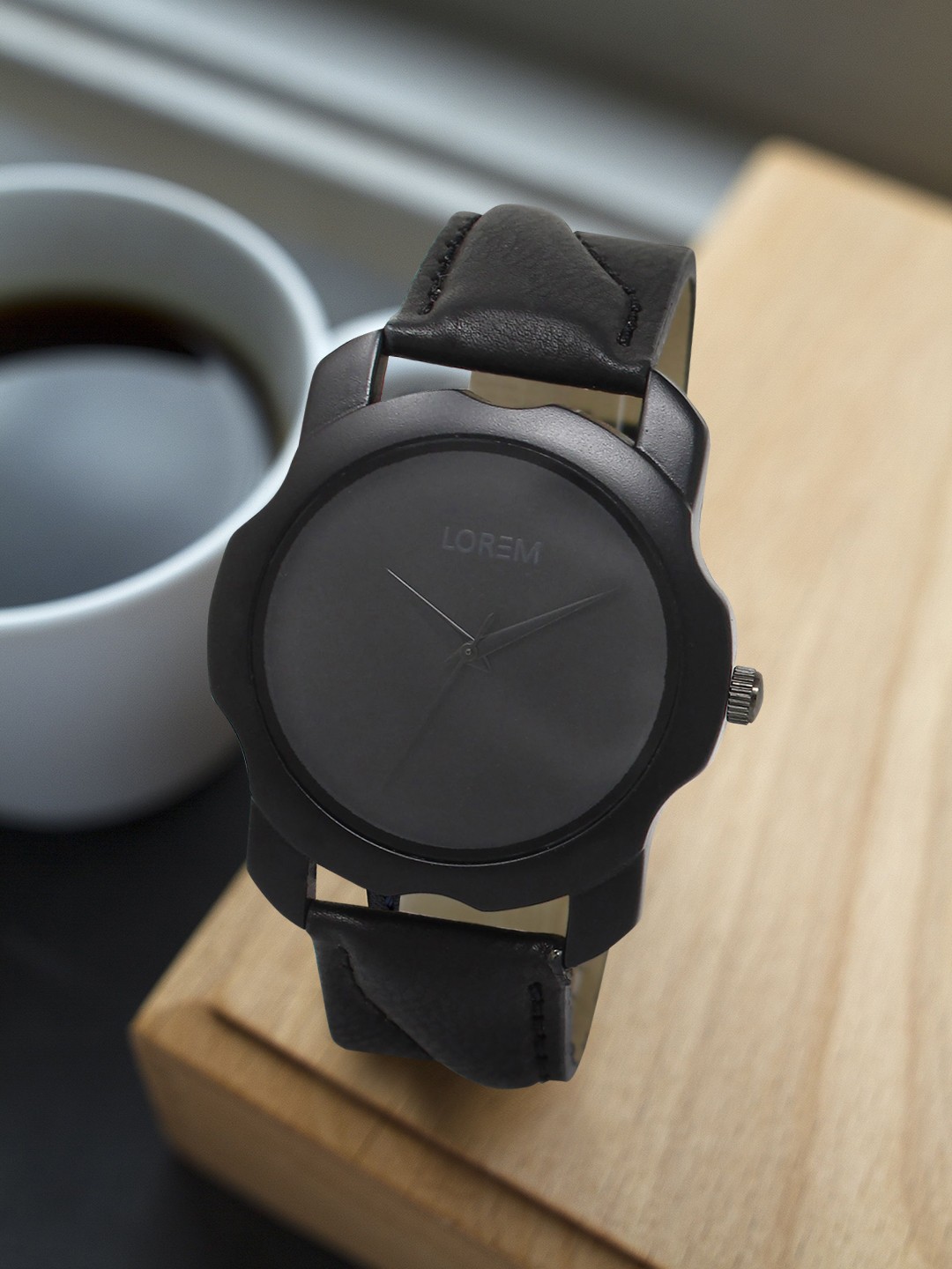 

LOREM Men Black Analogue Watch LR22