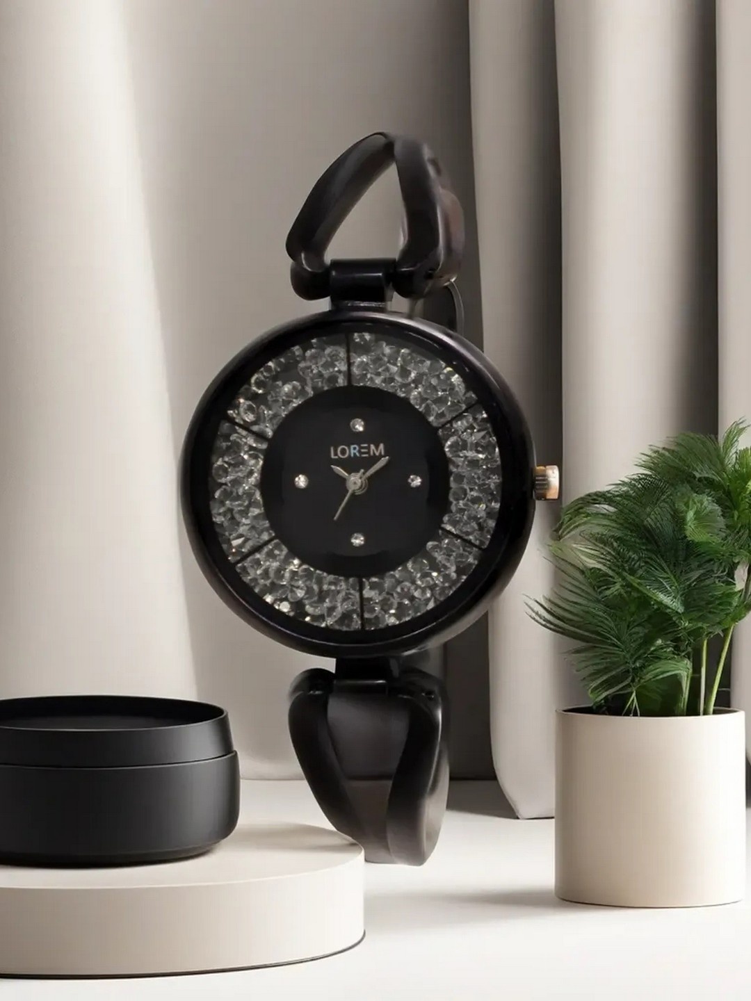 

LOREM Women Black Analogue Watch