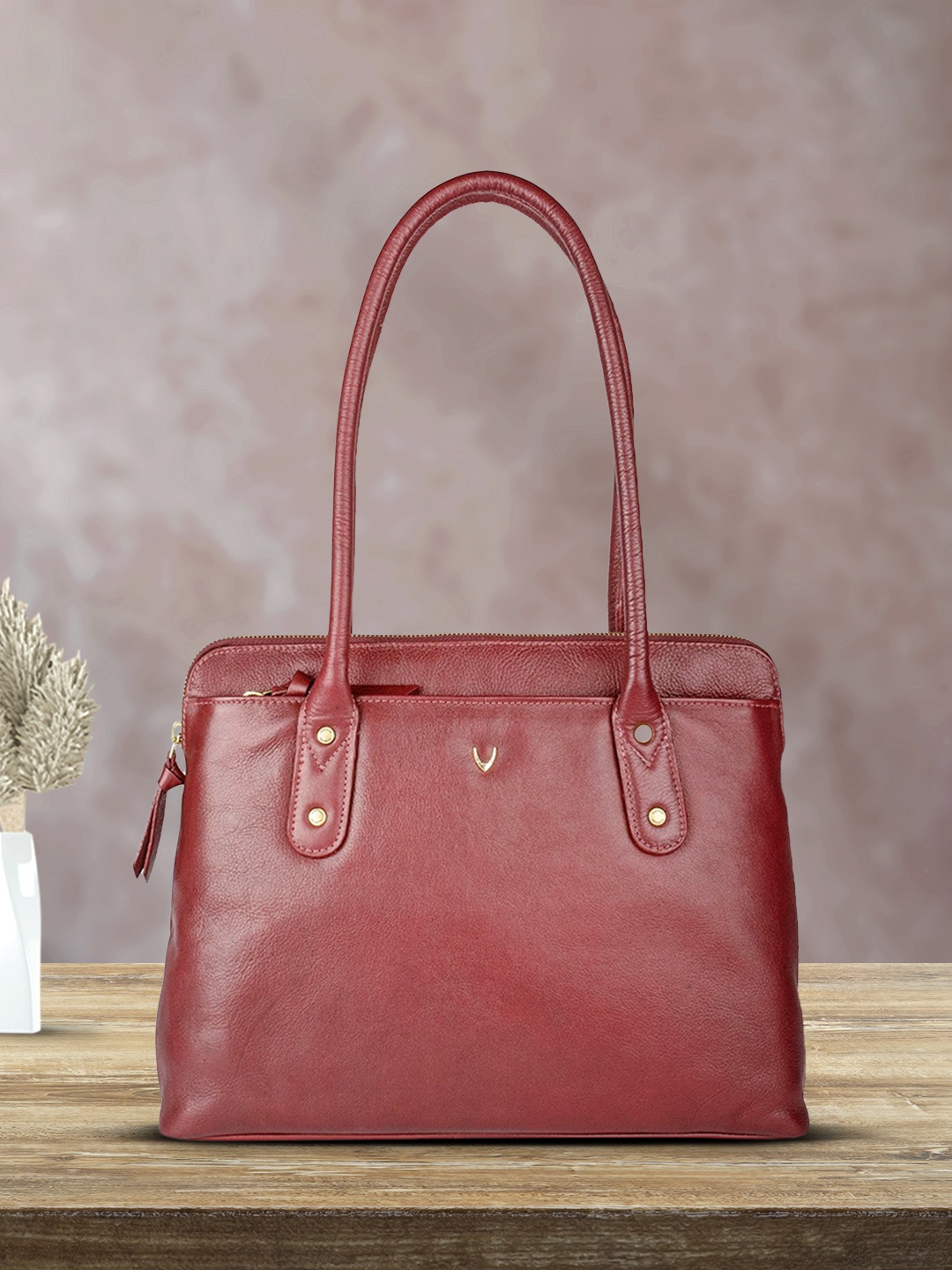 

Hidesign Red Solid Leather Shoulder Bag