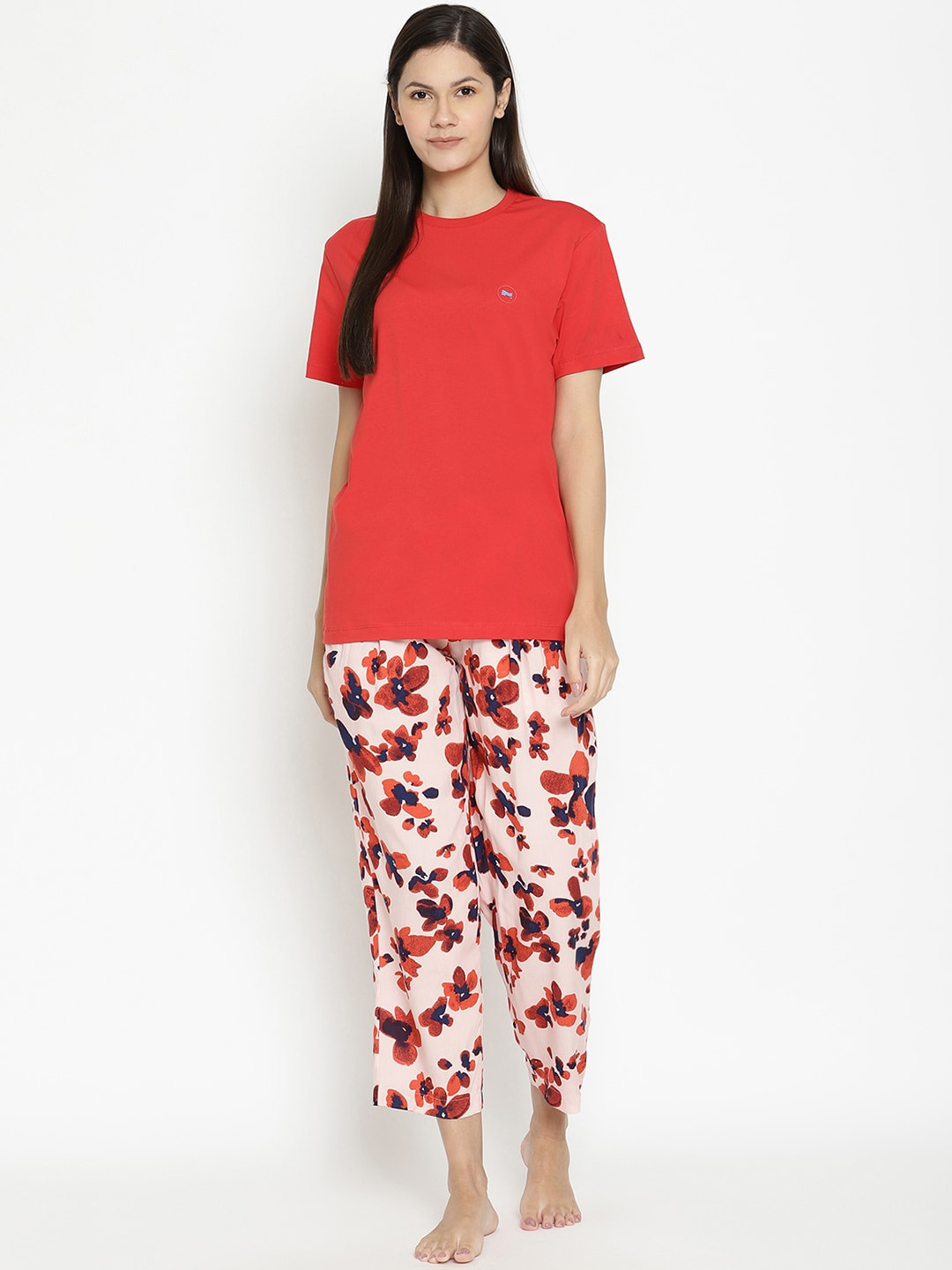 

COASTLAND Women Red & Pink Solid Night suit