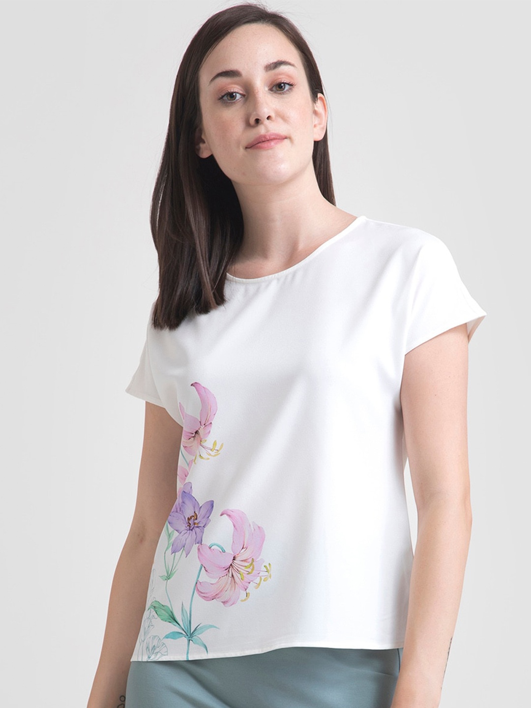 

FableStreet White Floral Printed Regular Top