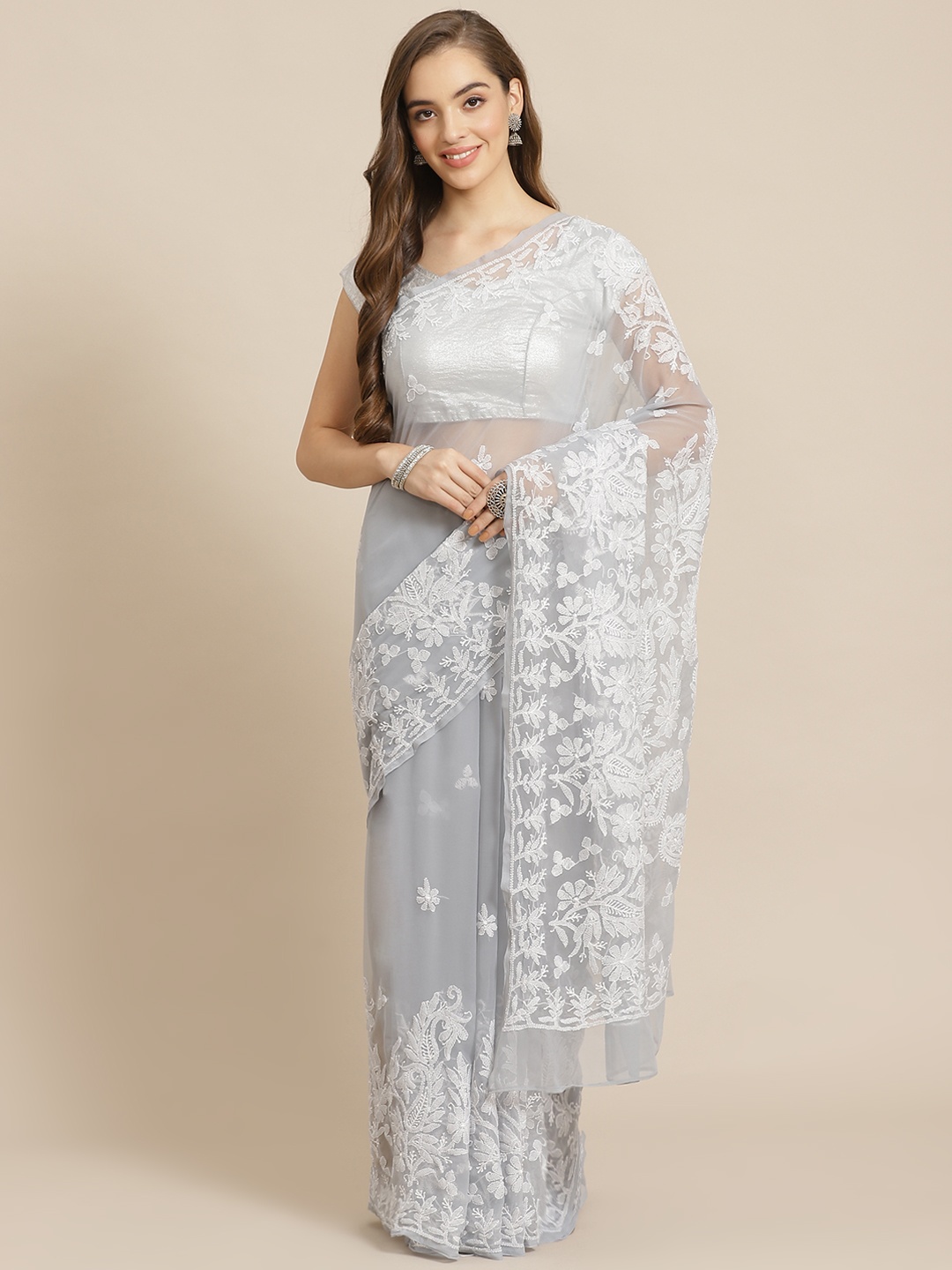 

ADA Women Grey & White Poly Georgette Chikankari Embroidered Handloom Saree