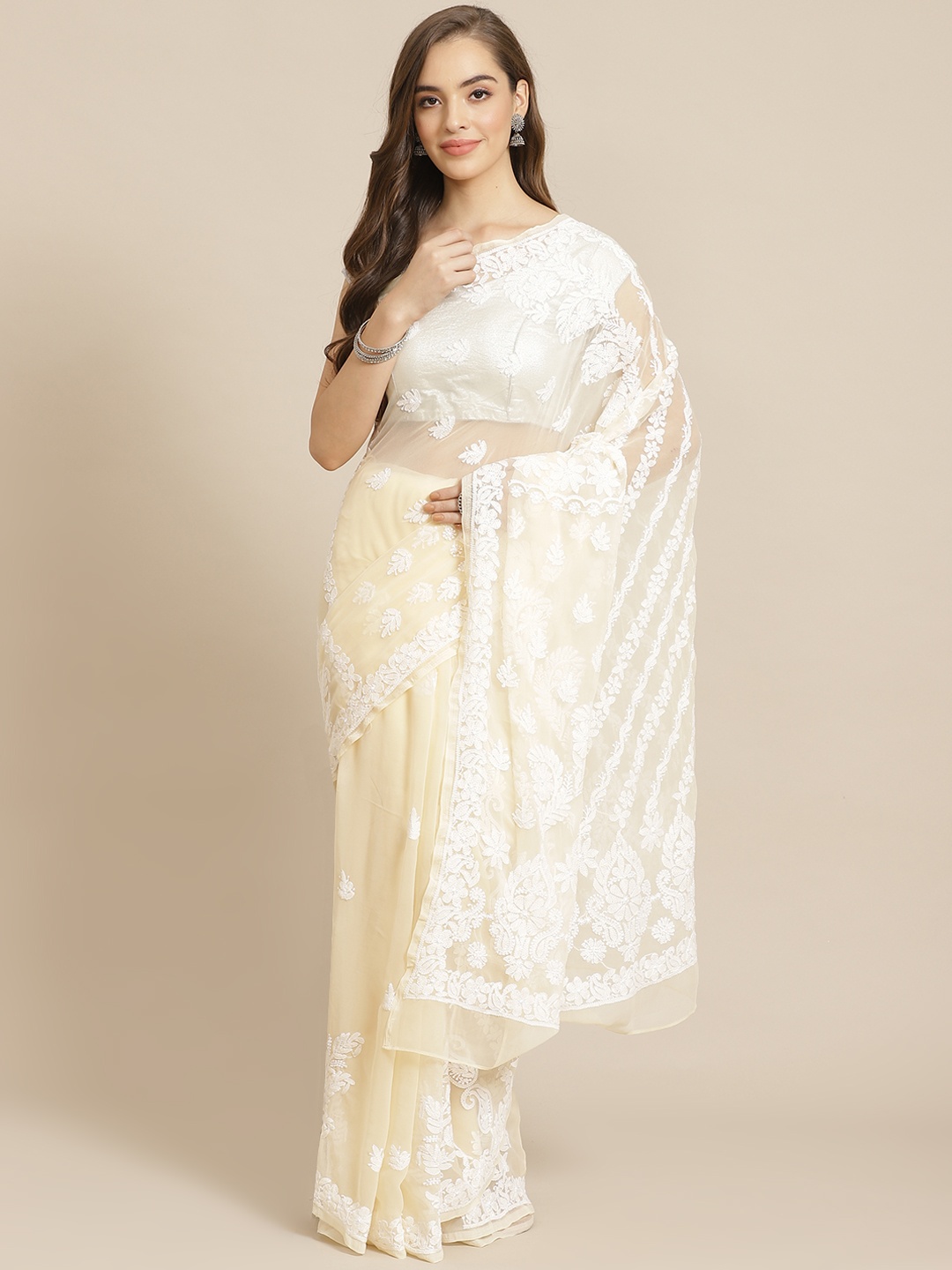 

ADA Women Beige & White Poly Georgette Chikankari Embroidered Handloom Saree