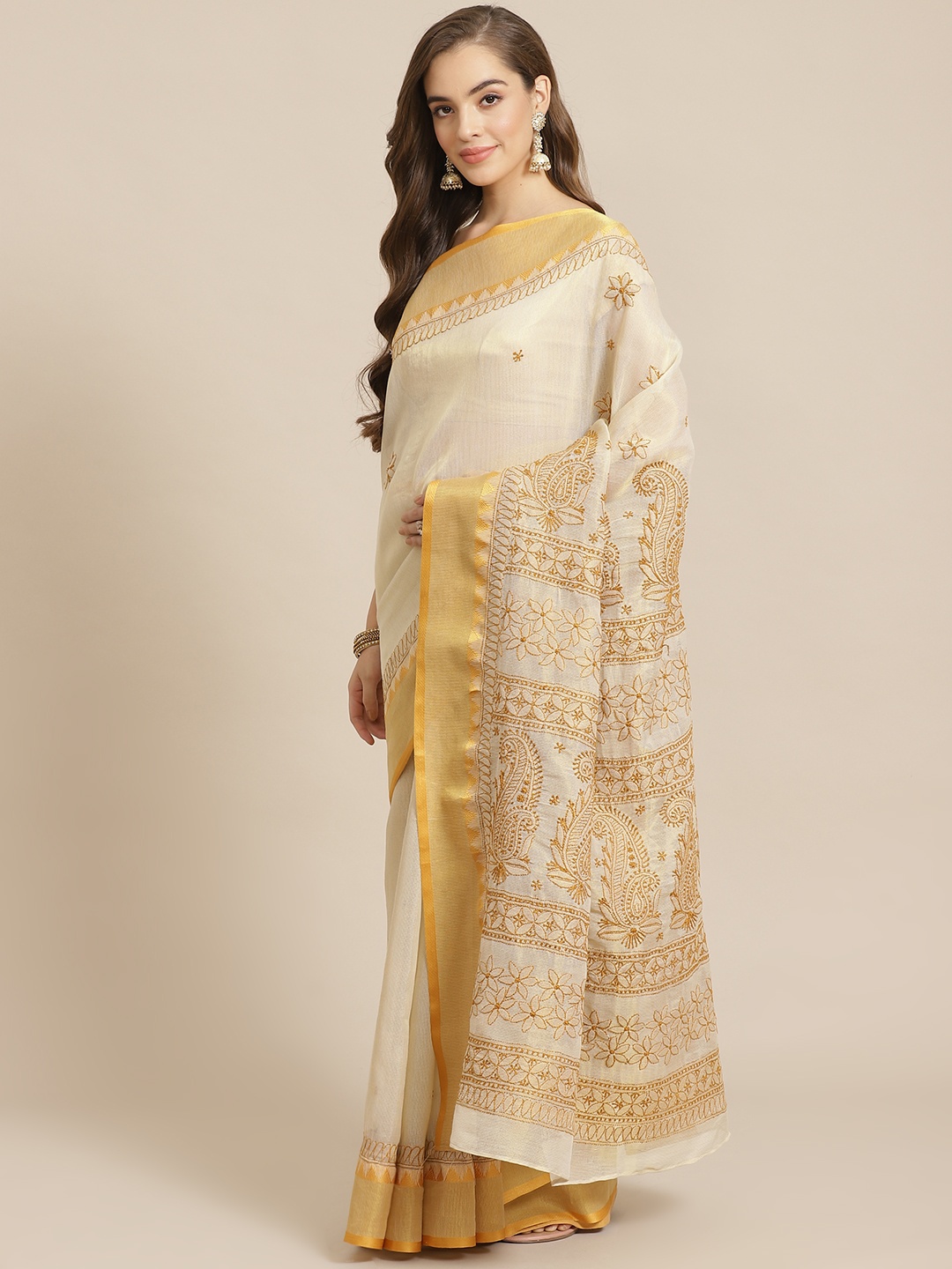 

ADA Women Beige & Mustard Yellow Cotton Blend Chikankari Embroidered Kota Handloom Saree