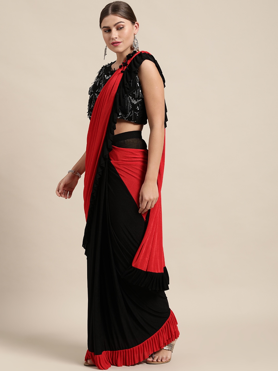 

VASTRANAND Black & Red Colourblocked Ruffled Ready to Wear Saree