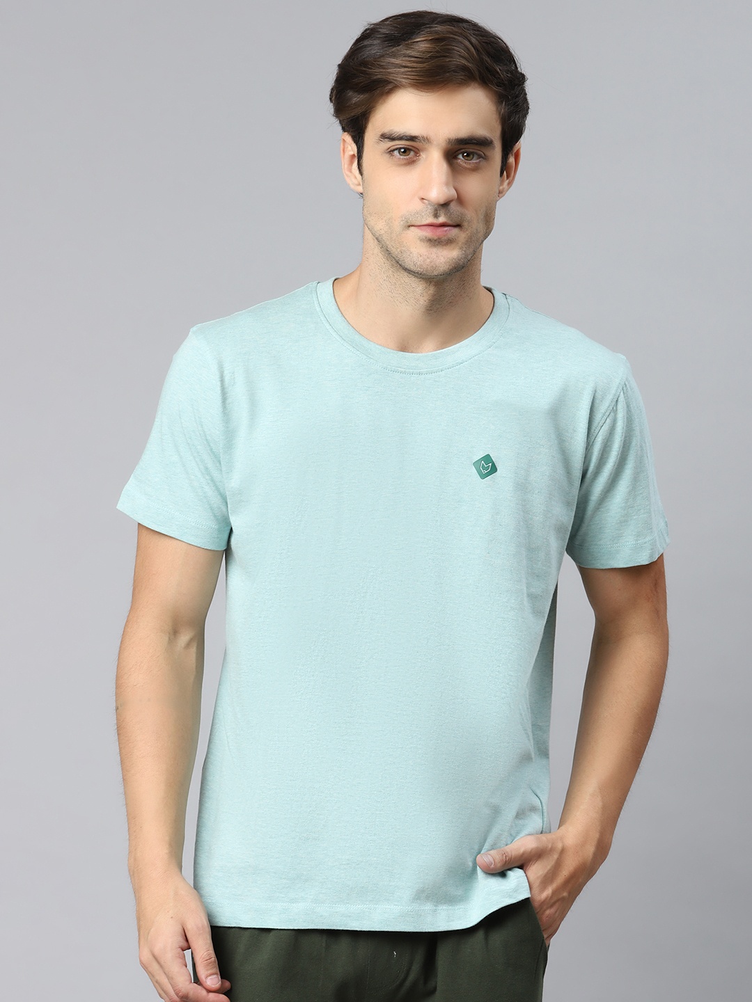 

Almo Wear Men Blue Organic Cotton Solid Round Neck T-shirt