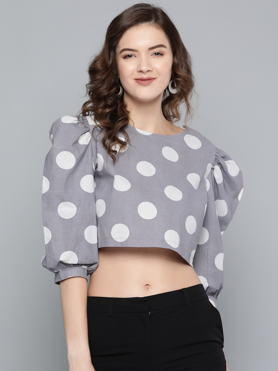 

SASSAFRAS Grey & White Polka Dots Printed Puff Sleeve Crop Top