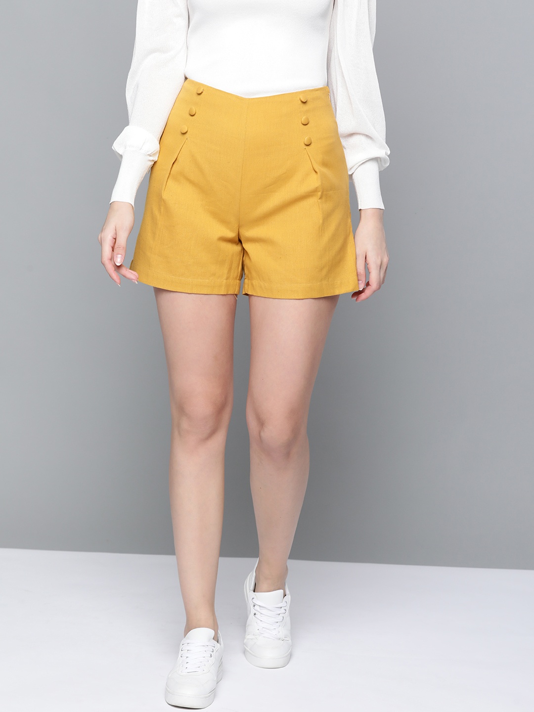 

SASSAFRAS Women Mustard Yellow Pure Cotton Solid Regular Fit Shorts
