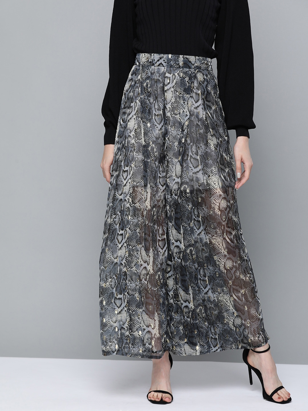 

SASSAFRAS Women Grey & Black Snake Skin Print Flared Palazzos