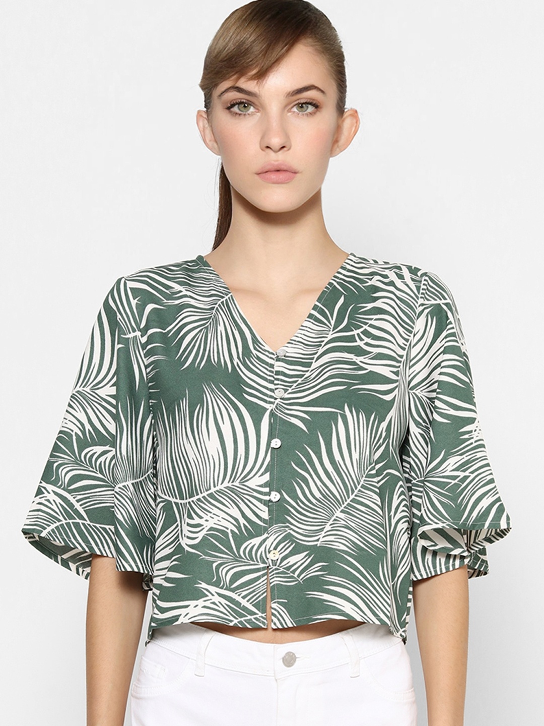 

ONLY Green & White Tropical Print Regular Crop Top